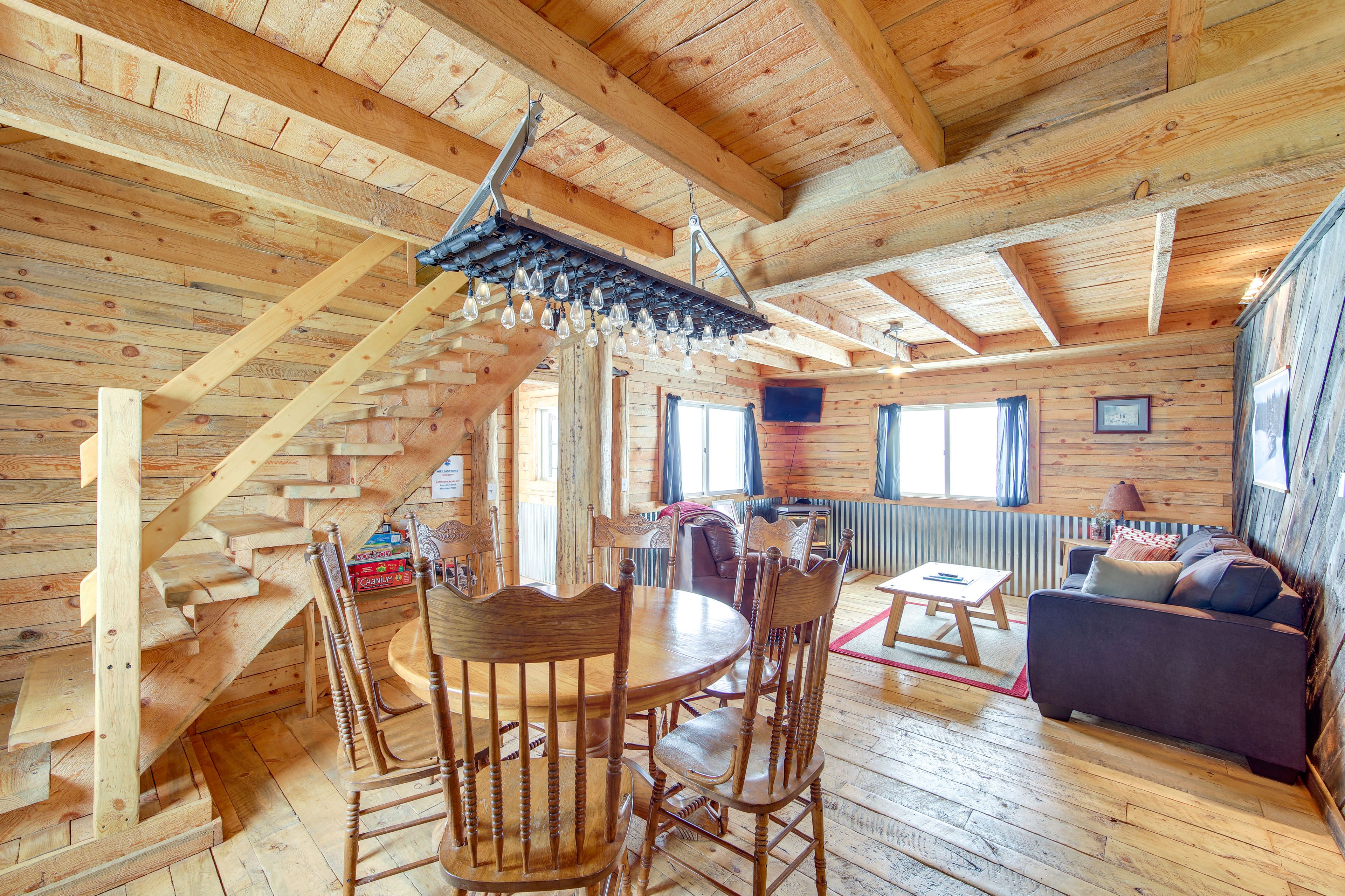 The dining room table can expand to seat 6.