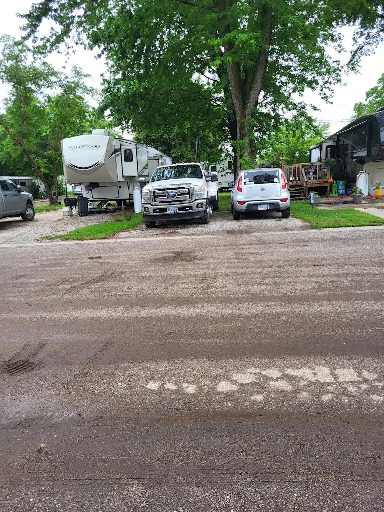 K & R RV Park