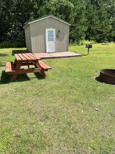 Tubbs Lake Resort