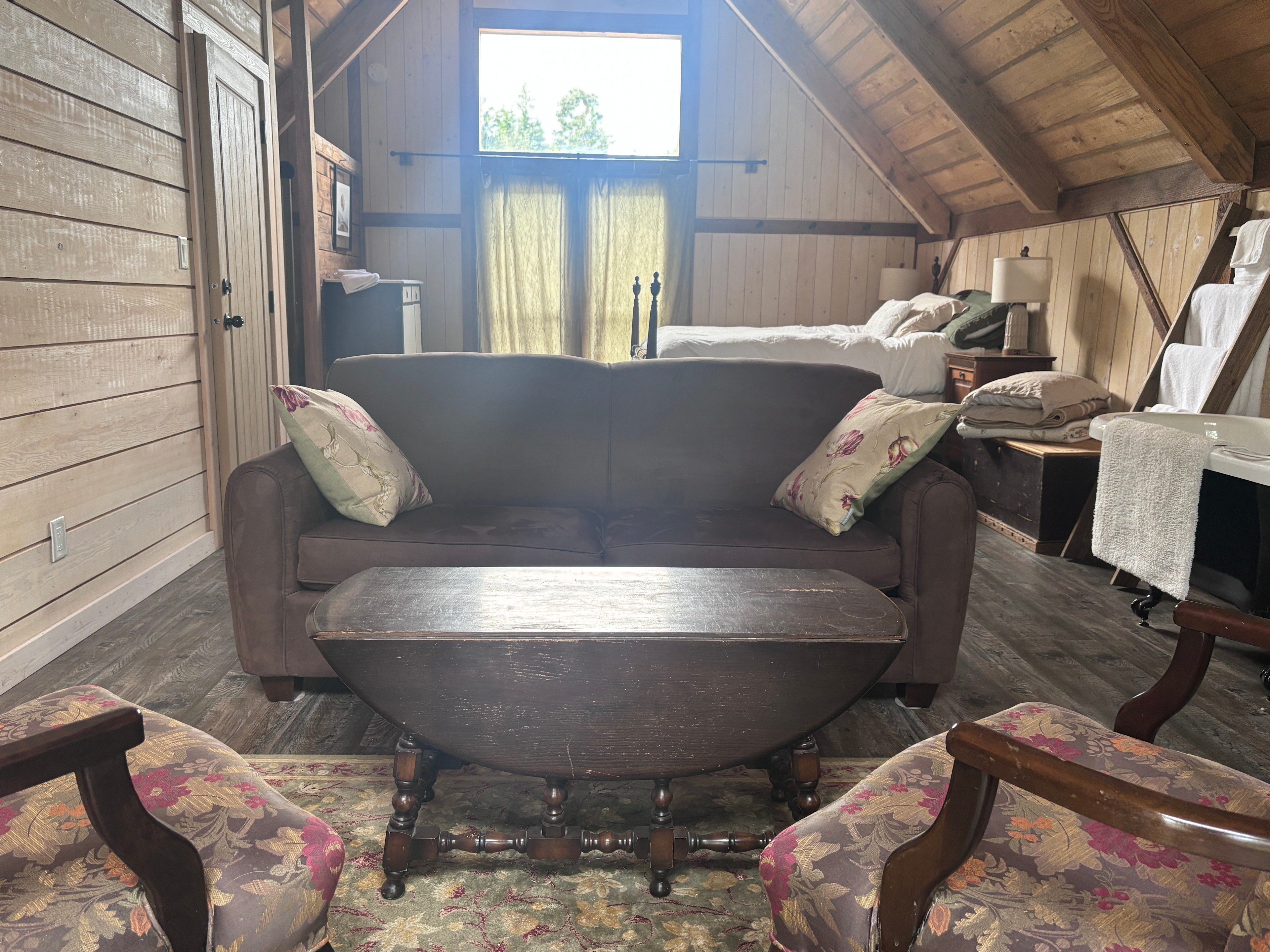 West Coast Retreat at Anneth Farm