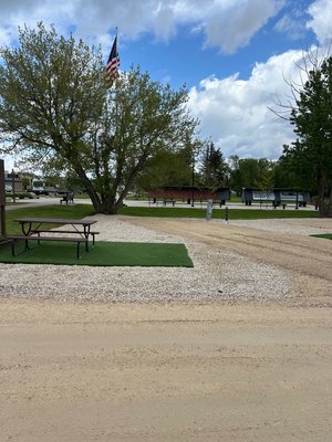 Nomad VanCamp And RV Park