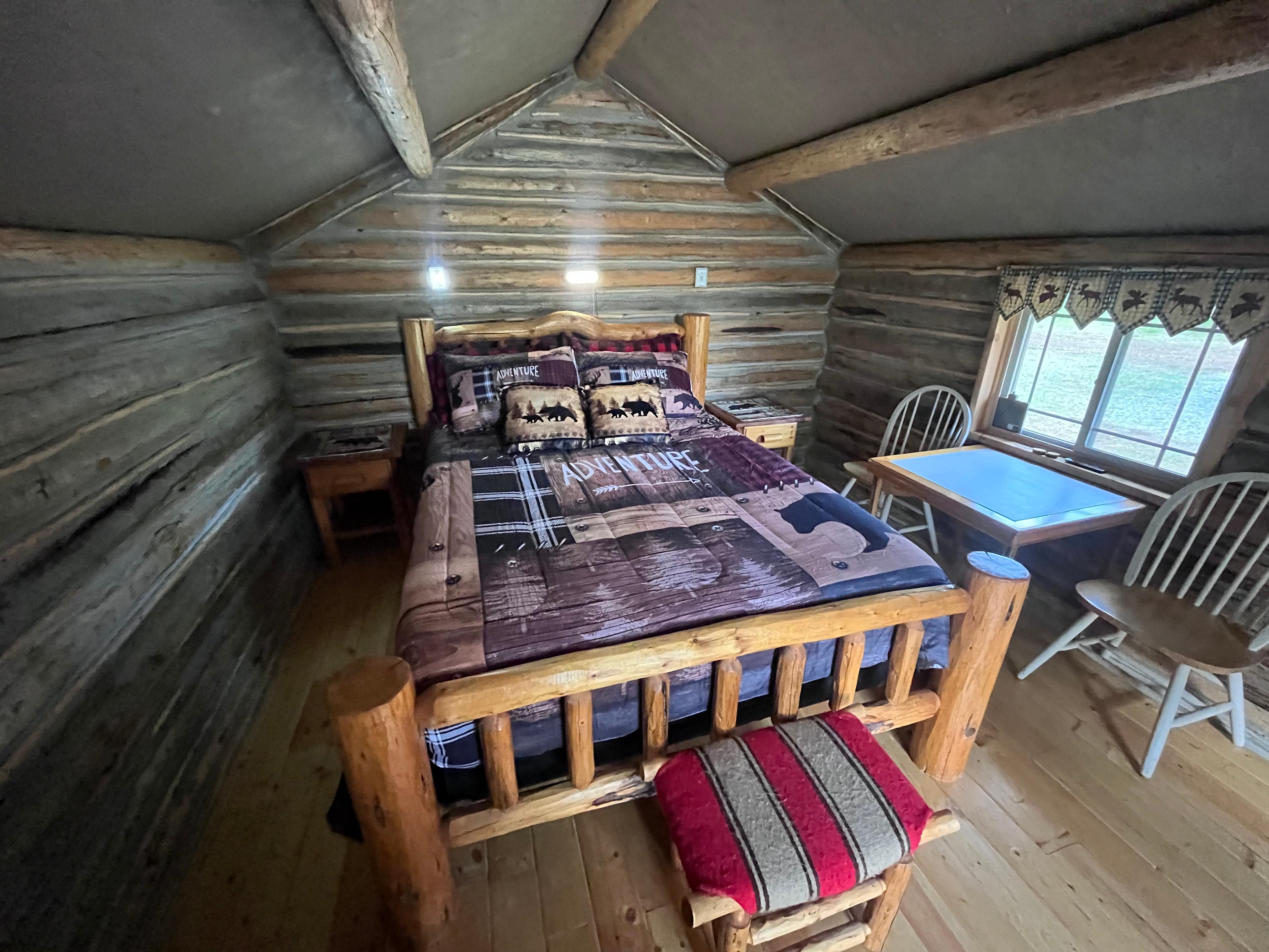 Gopher Lane Retreat Cabin & Camping