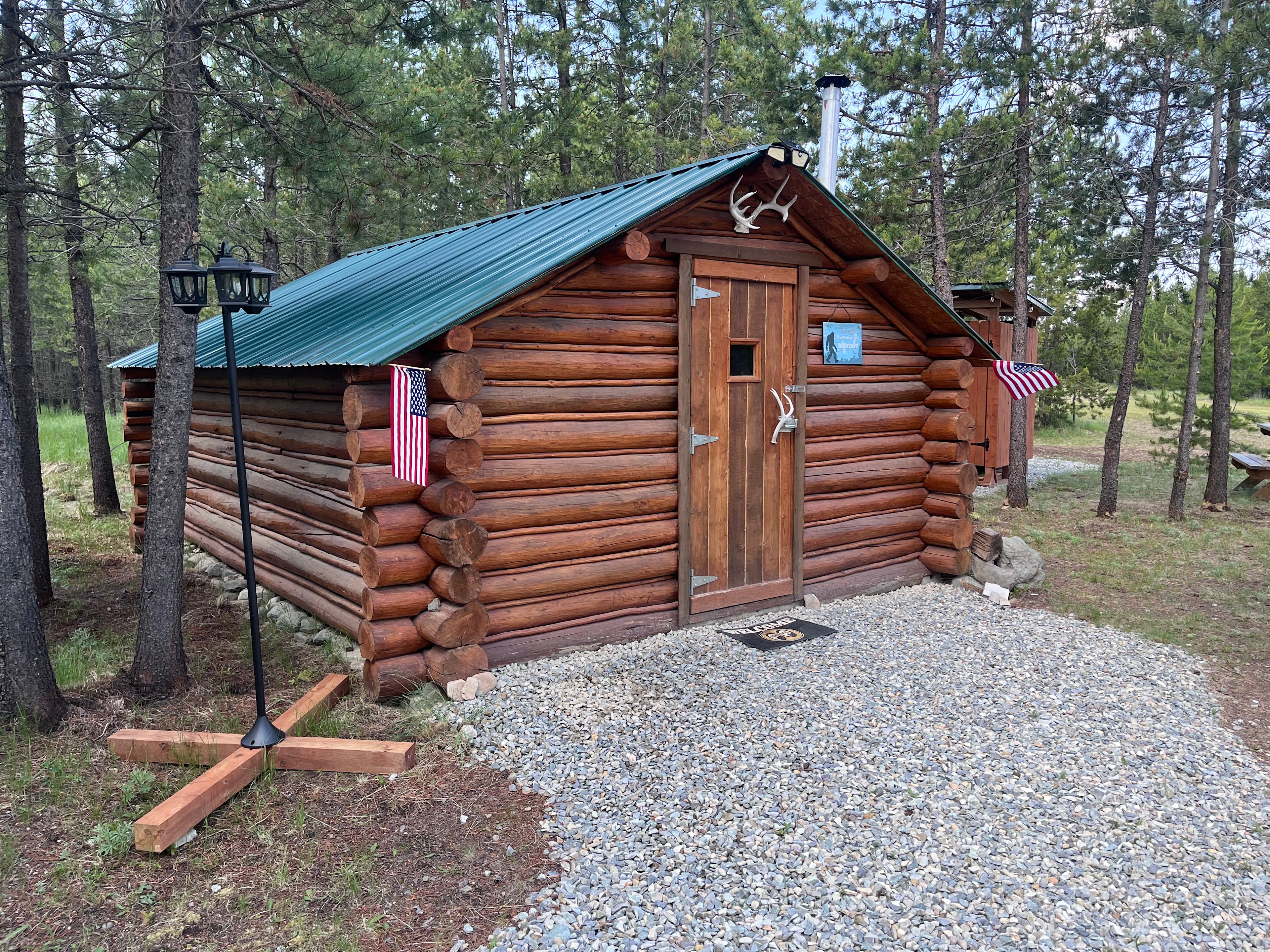 Gopher Lane Retreat Cabin & Camping