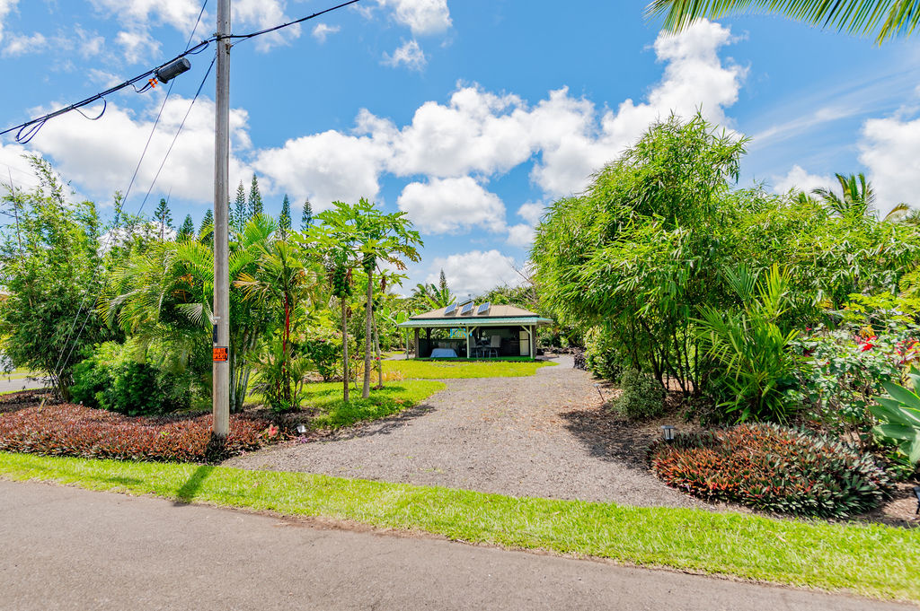 Glamping Garden Getaway