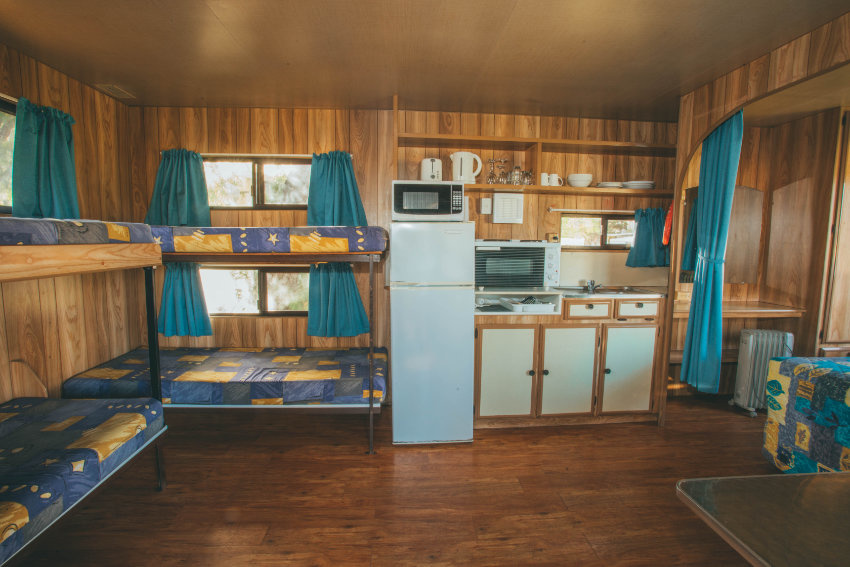 Molloy Holiday Park - Nature Awaits