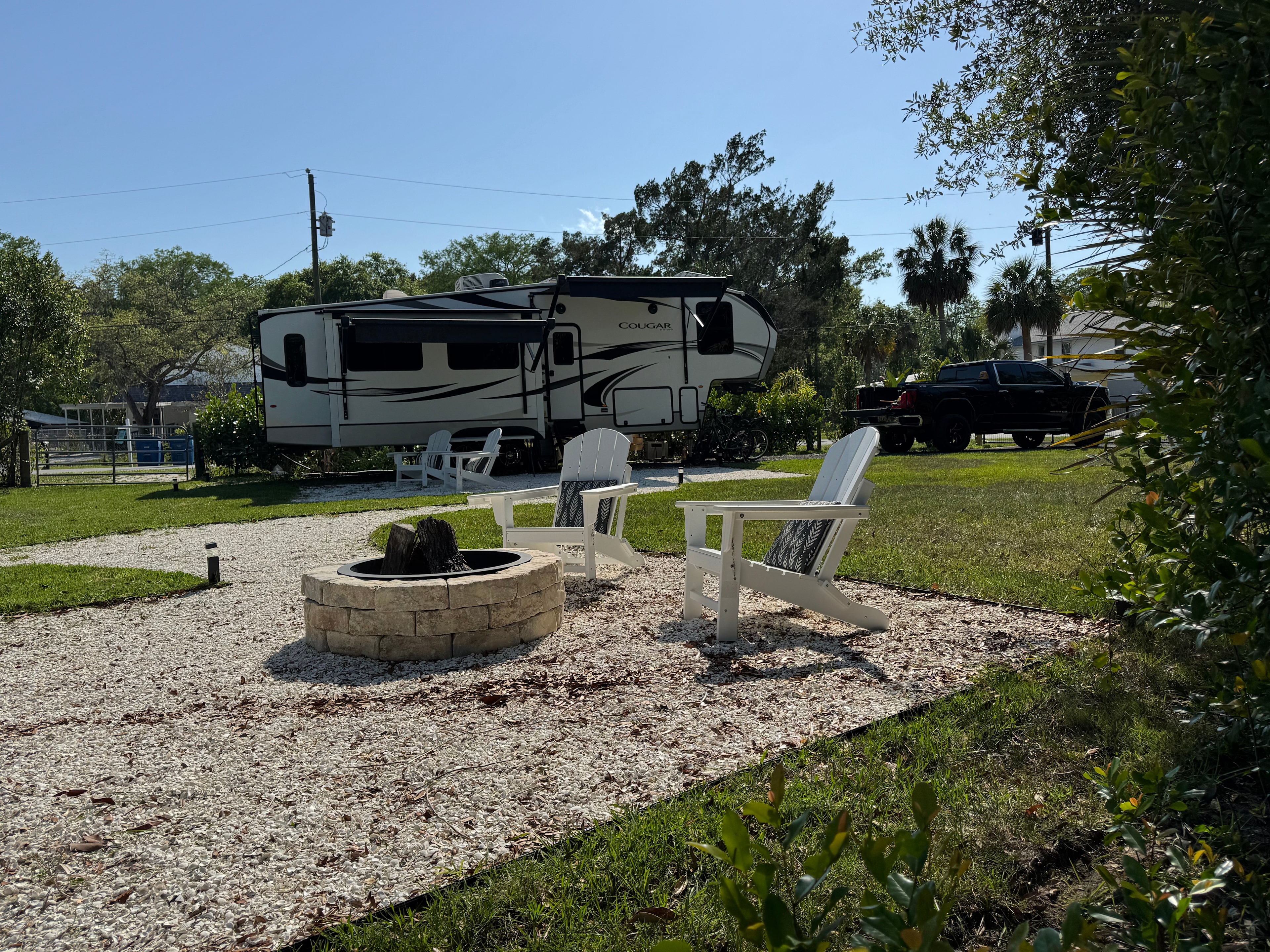 Weeki Cove- Private RV Campsite