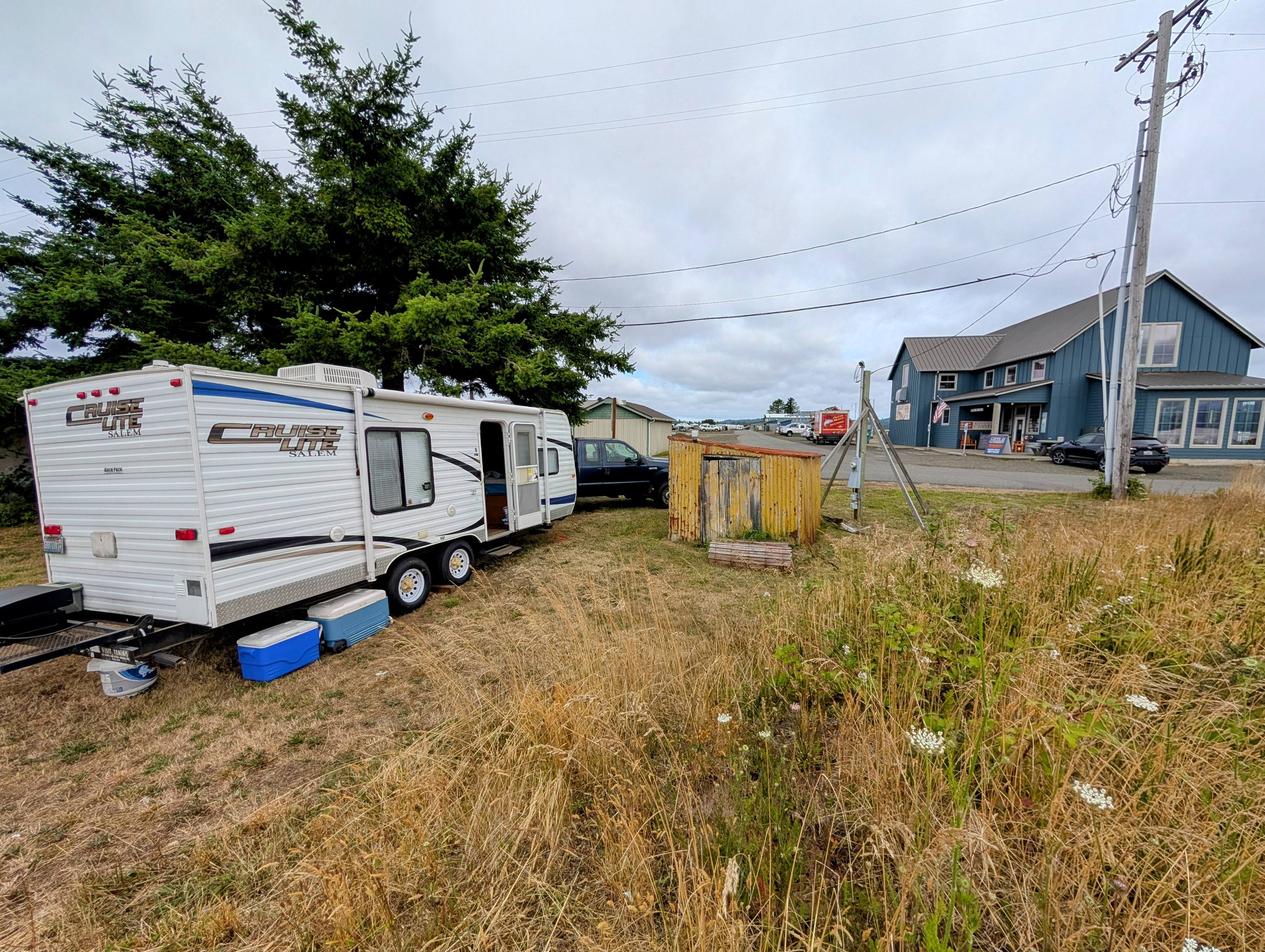 Site in relation to adjacent Nelson Crab building