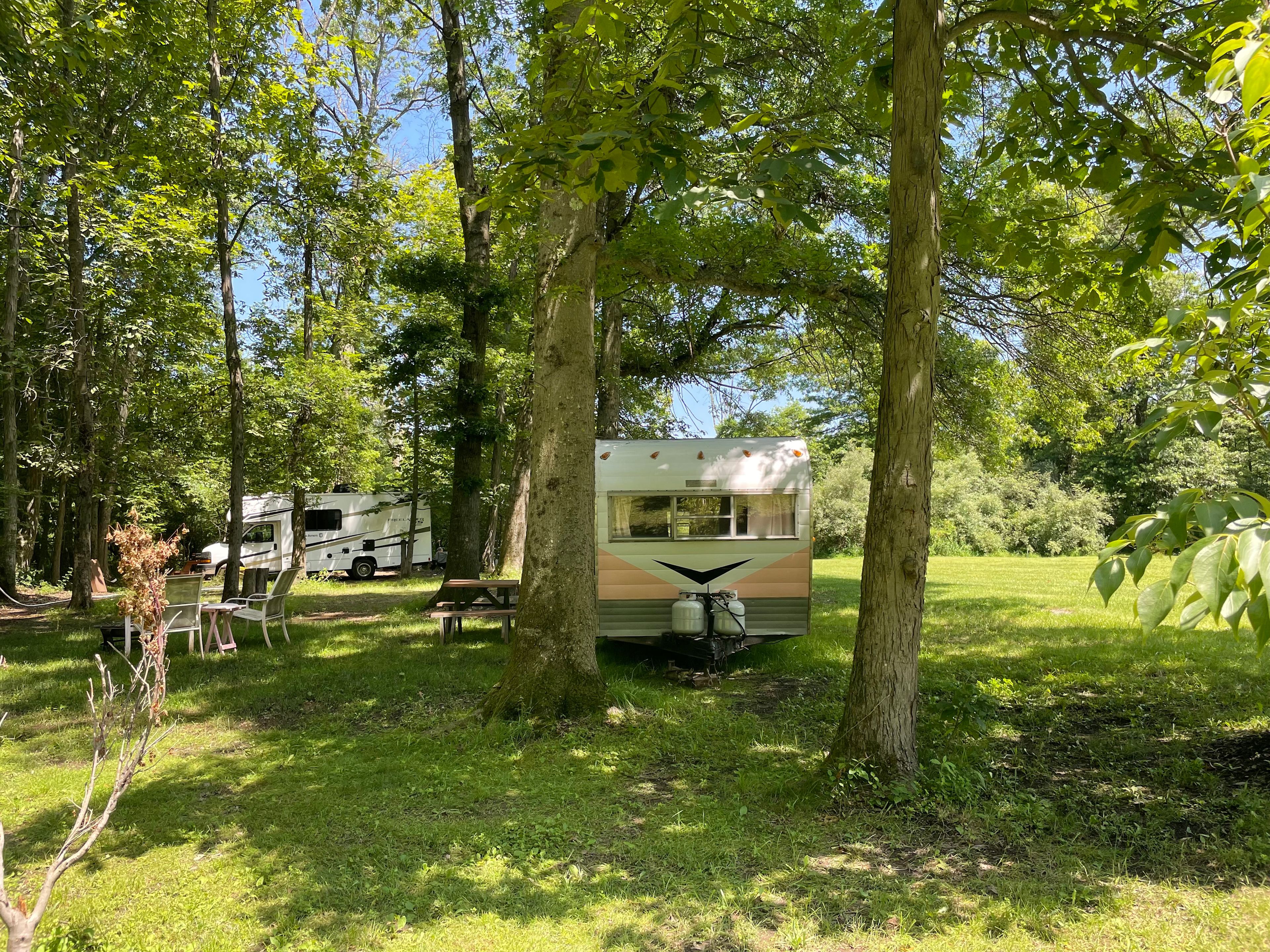 Cute little camper! If we didn’t have our own we’d have stayed here! 