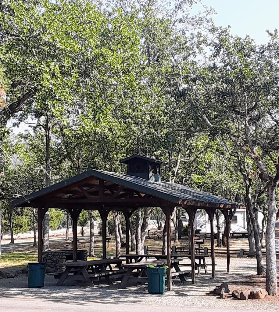 Medford Oaks RV Park and Campground