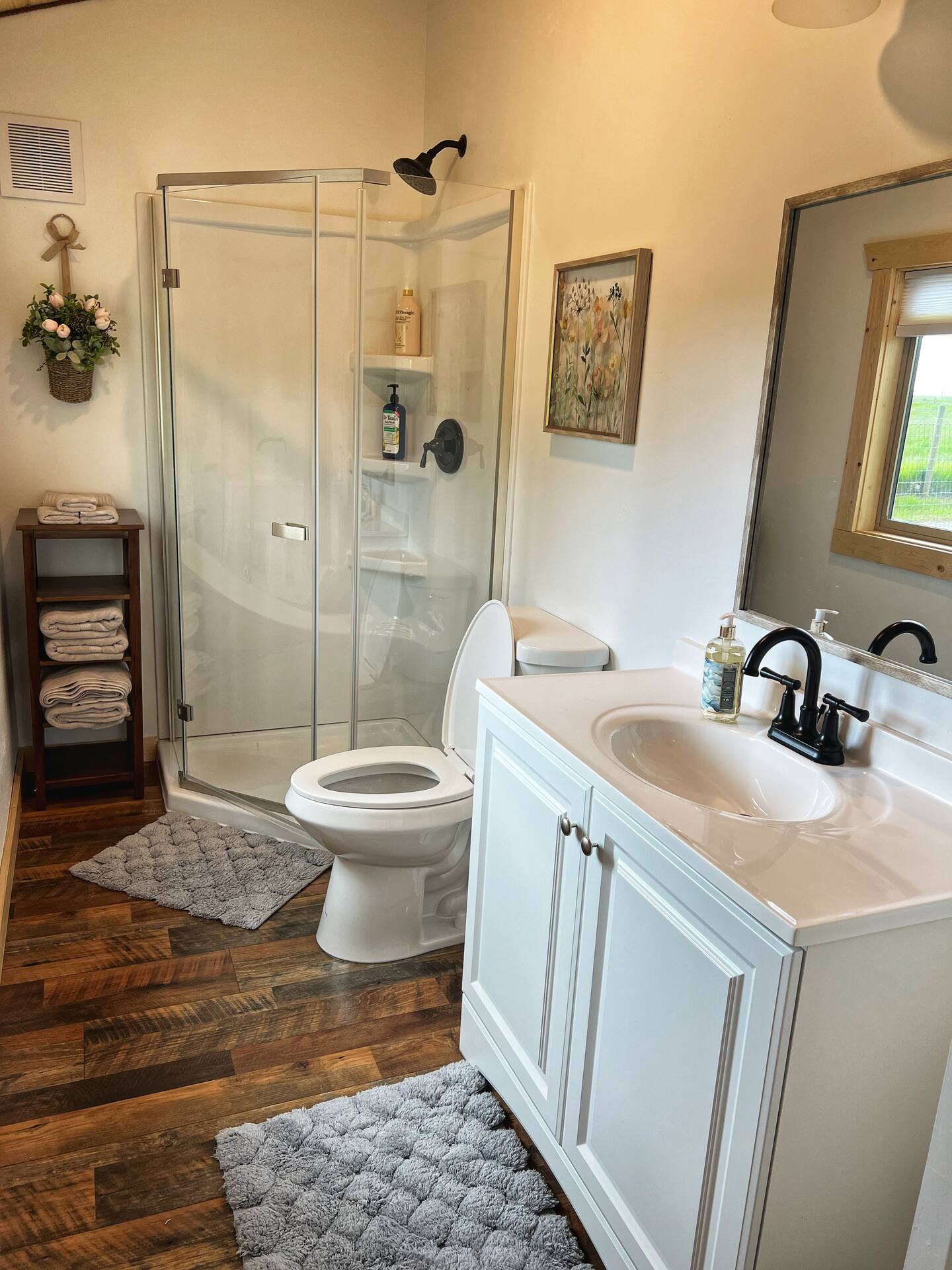 Heart & Soul Alpacas And Cabins