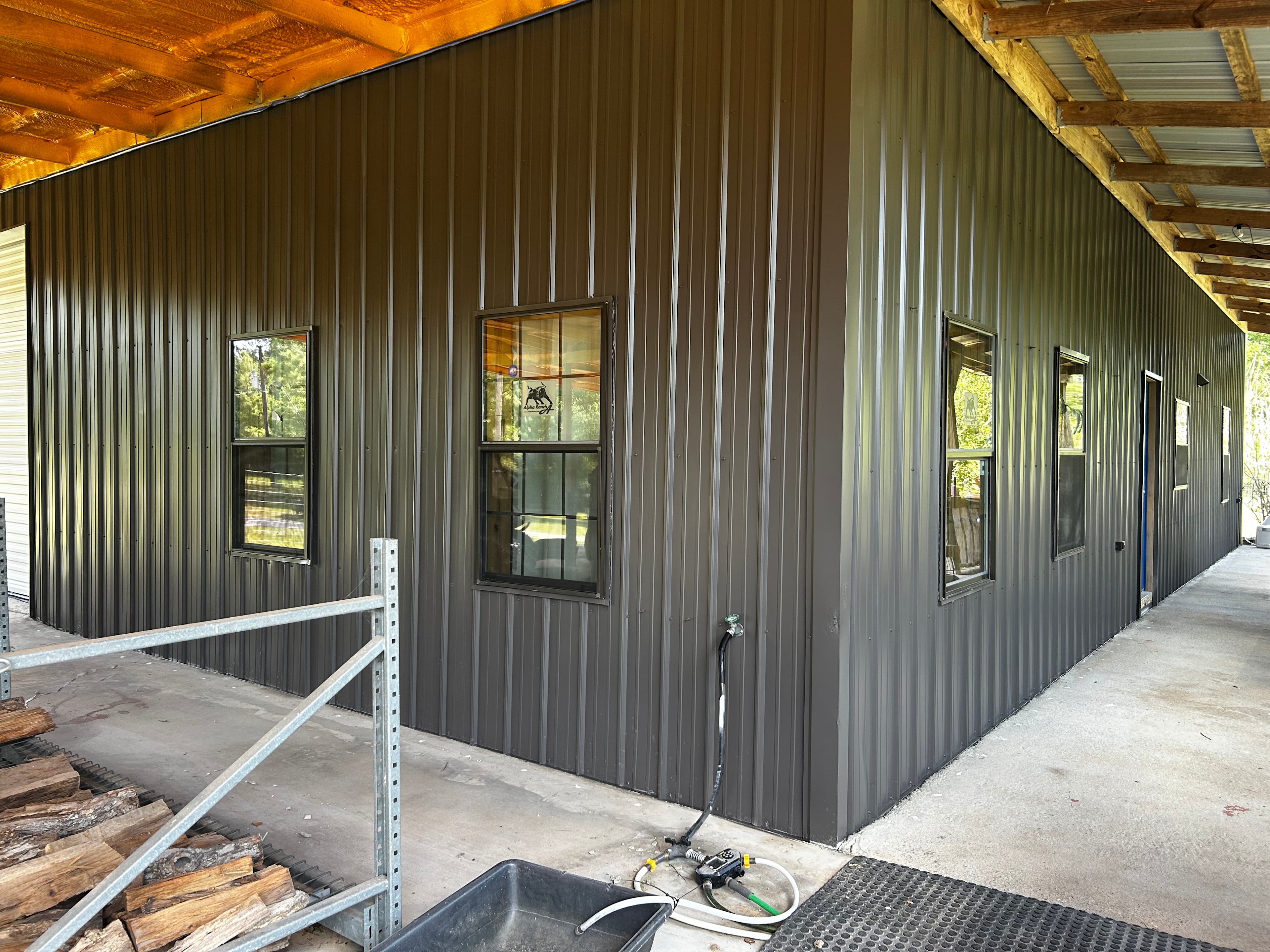 Alpha Ranch Glamping Cabin & Tents