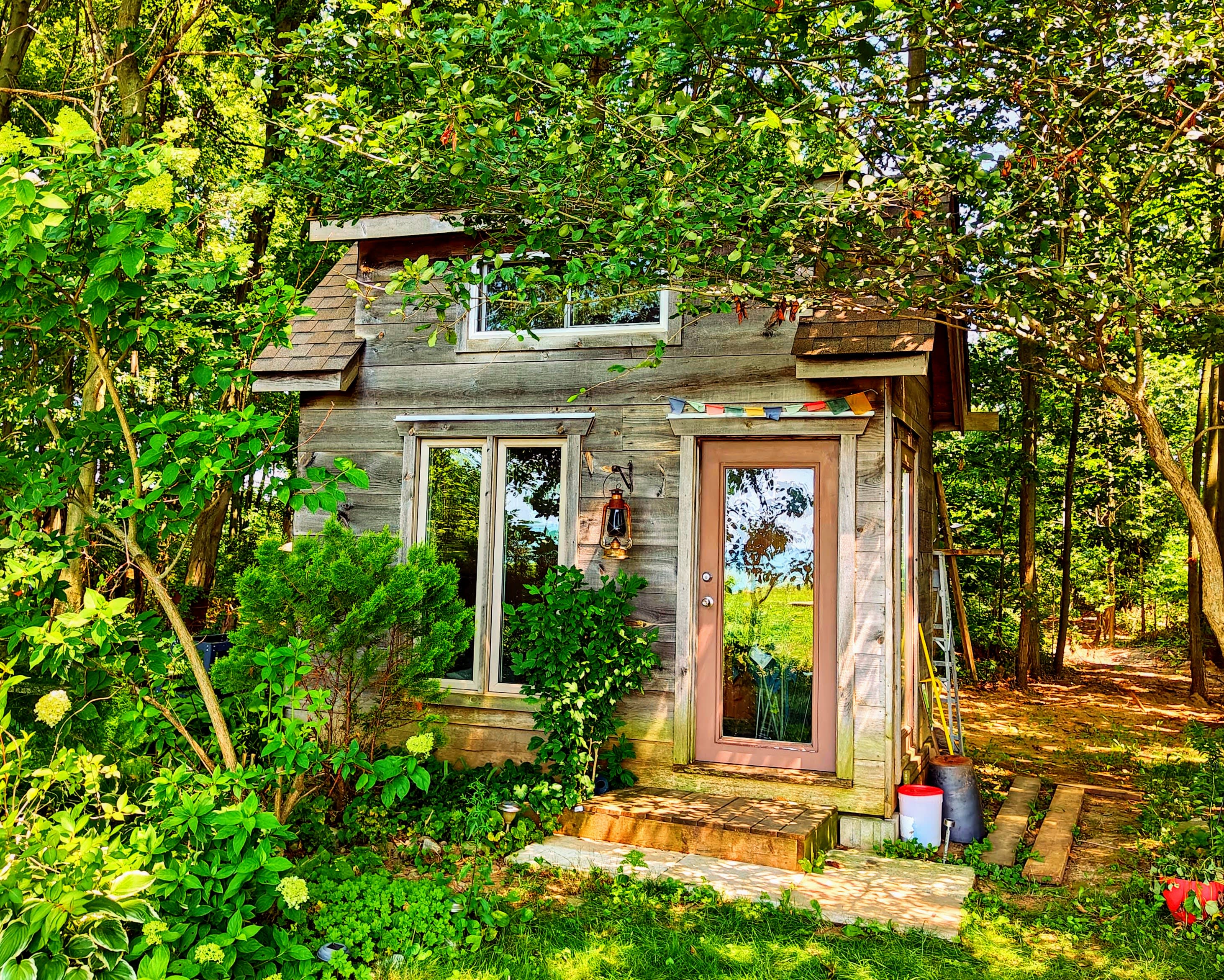 Our beautiful Bunkie overlooks the Lake Erie bluffs and is fully powered.