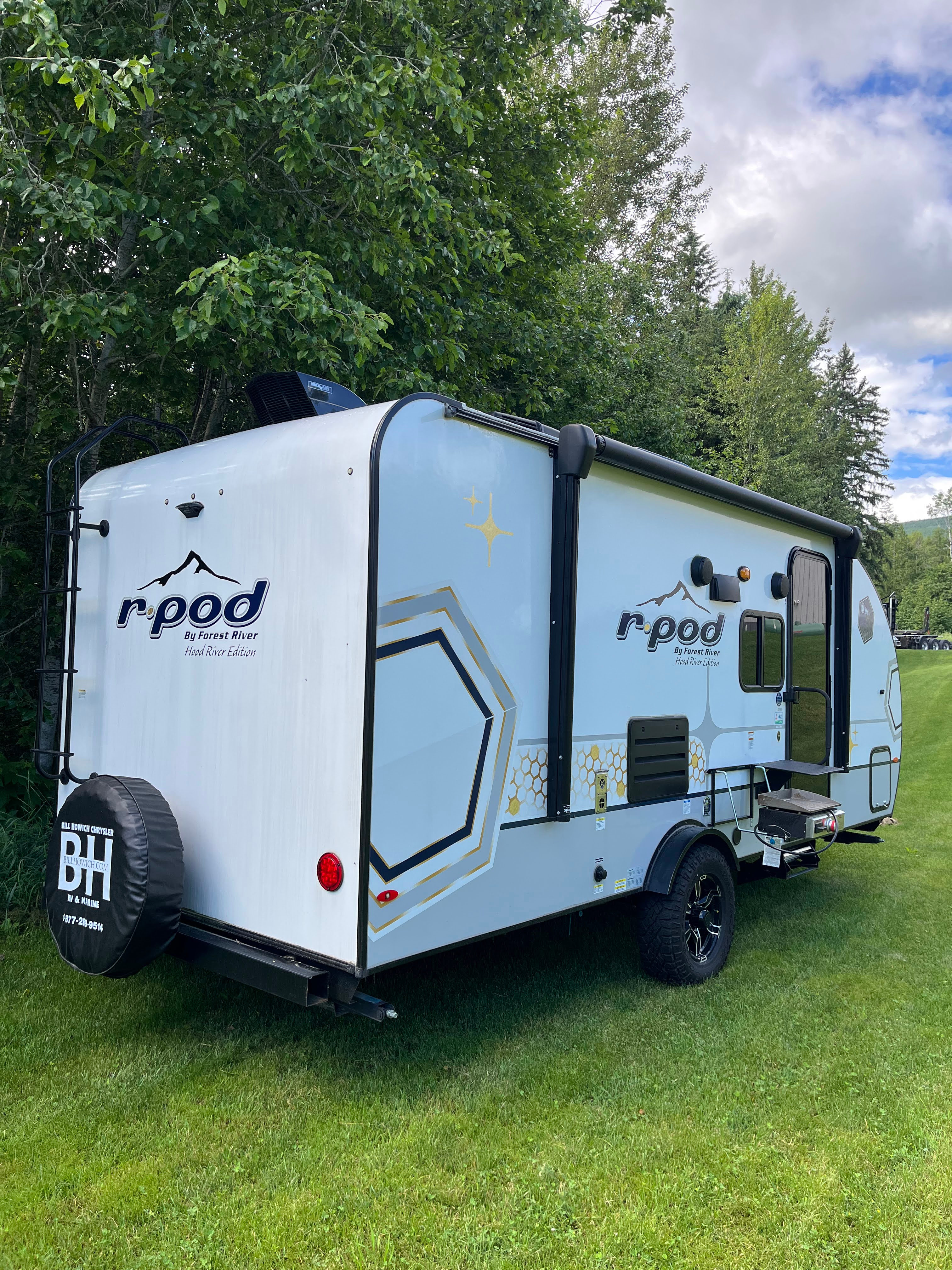 Deep Creek Forest Lawn Retreat