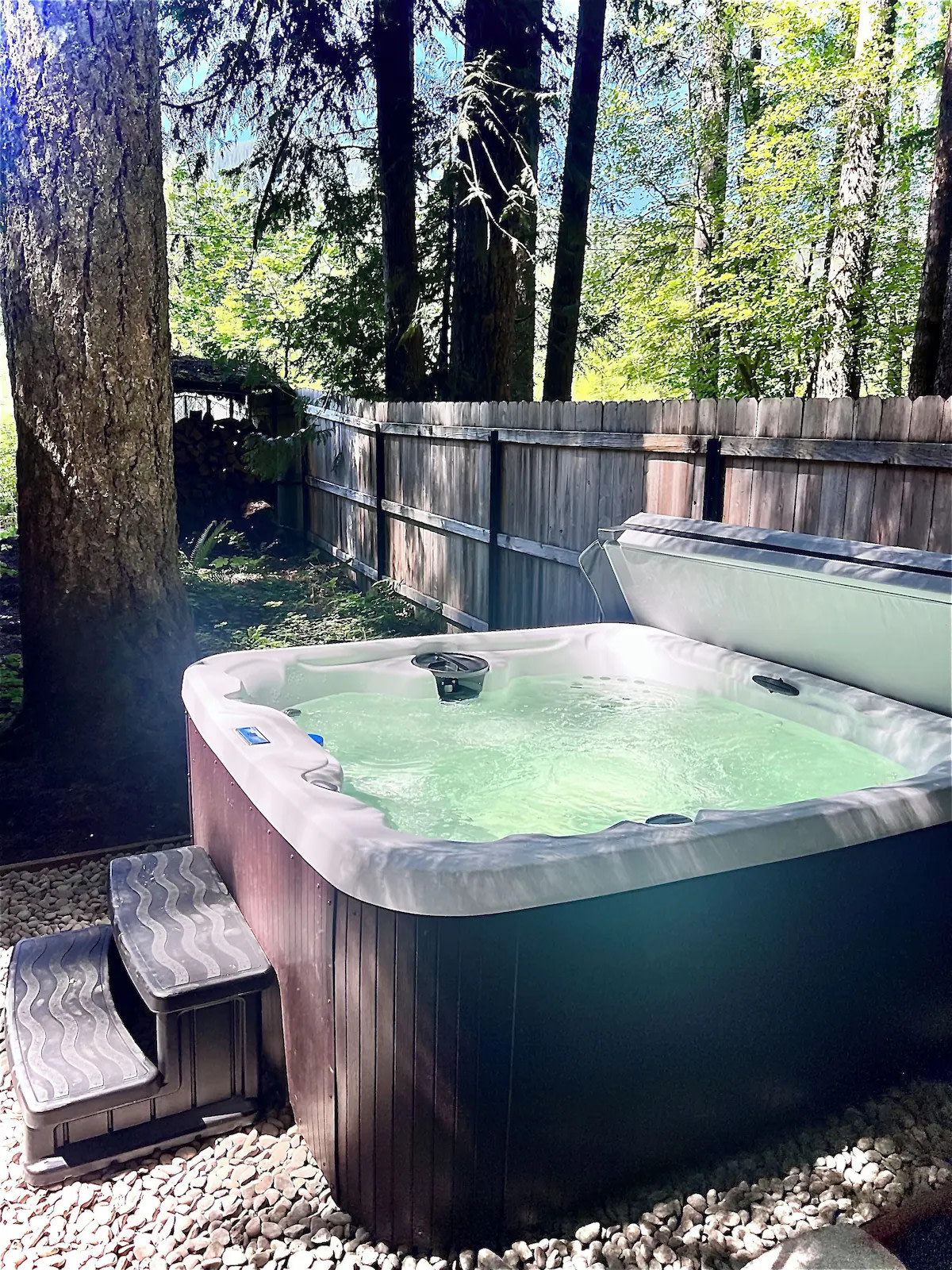 Mt Hood Cabin W/ Firepit & Hot Tub