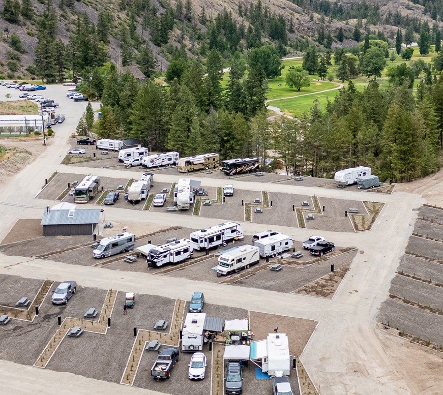 Twin Lakes Golf Course & RV