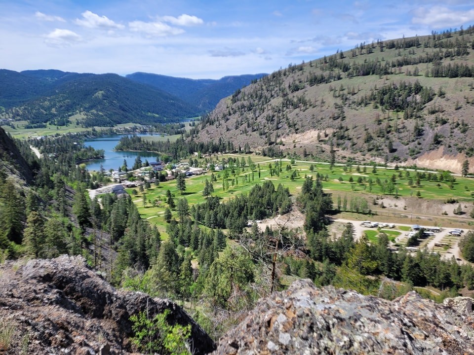 Twin Lakes Golf Course & RV