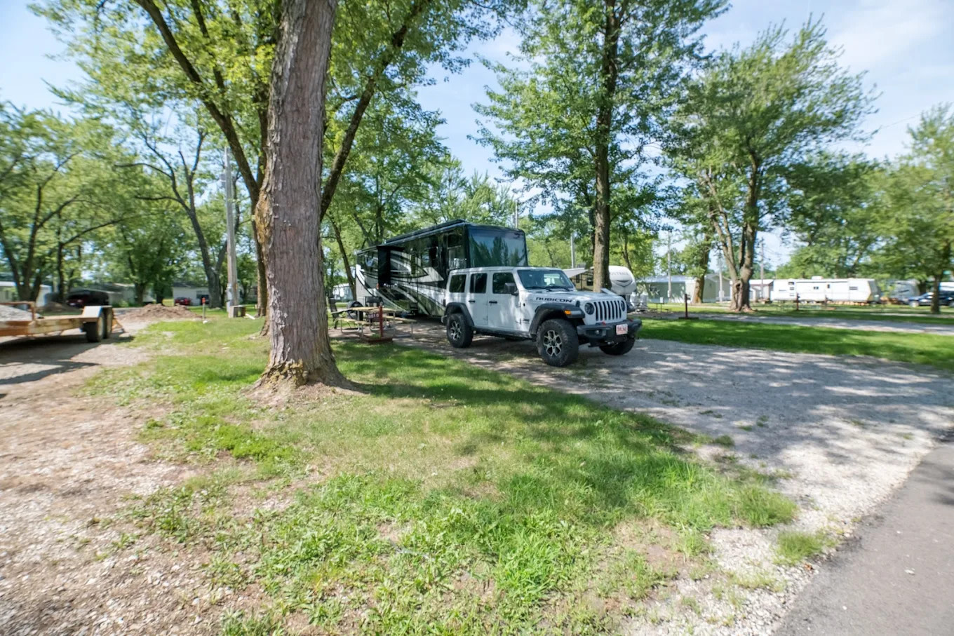 Red Maples Homes & RV Community