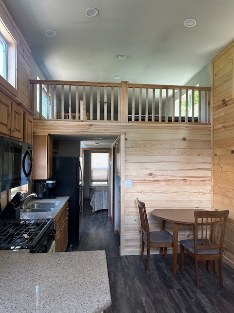 Elk Meadows Mt Adams View Cabin