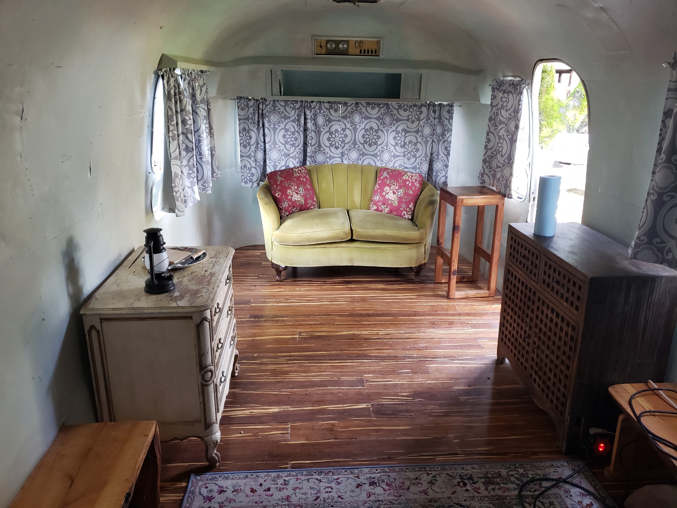 sitting area at the entrance