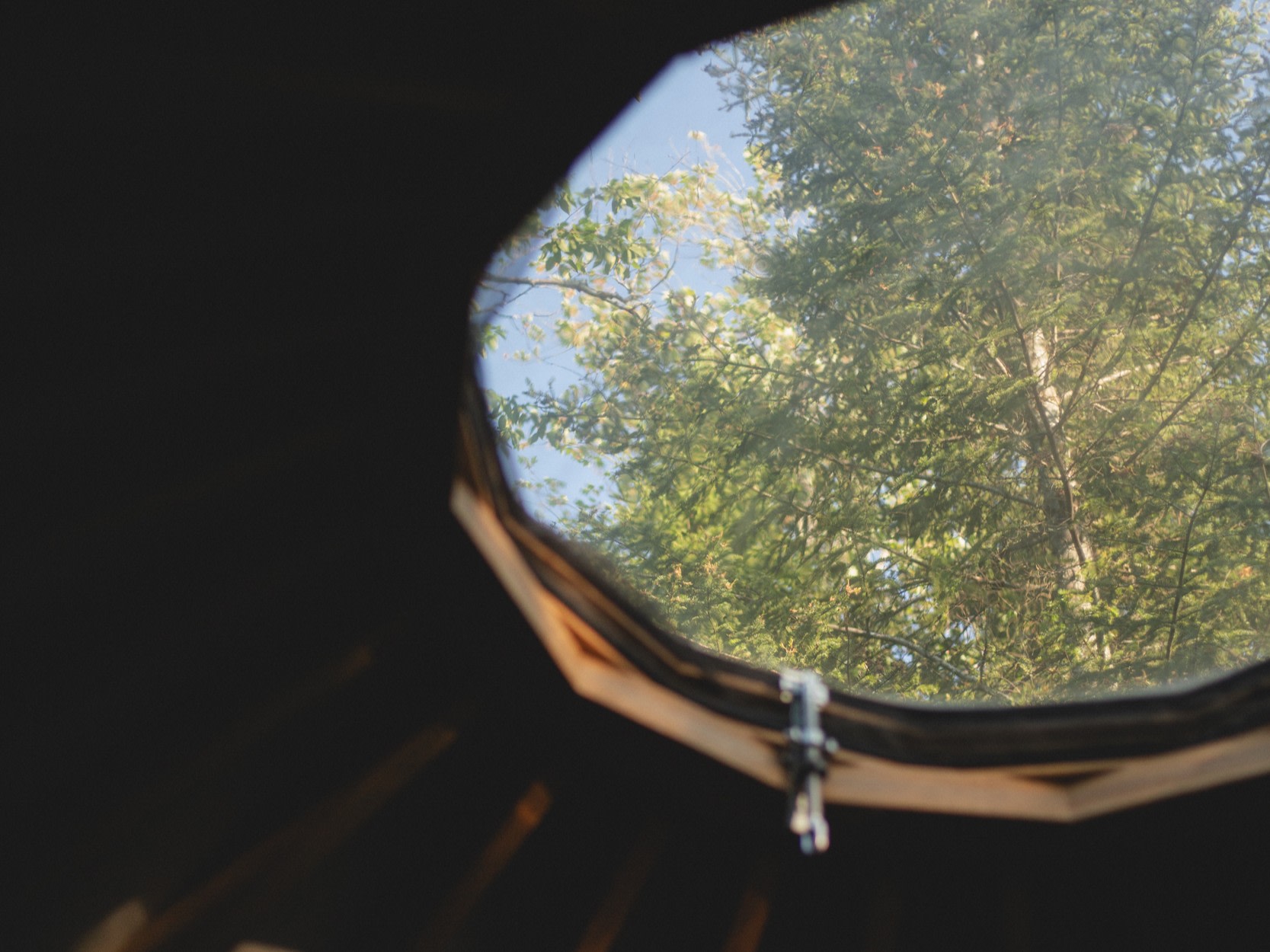 Lièvre Rouge · Wilderness Retreat