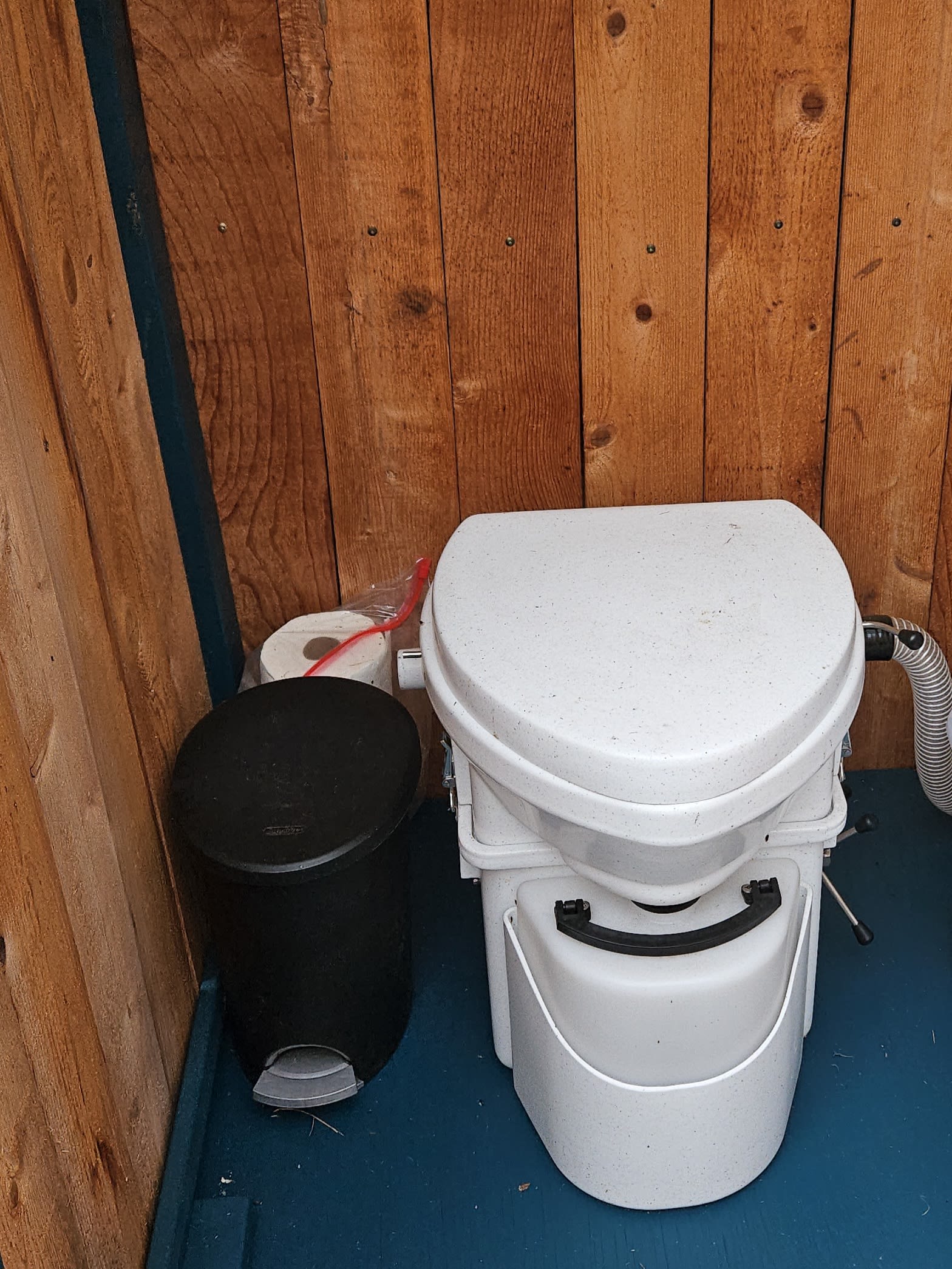 Liyric Farm Yoga/studio glampsite