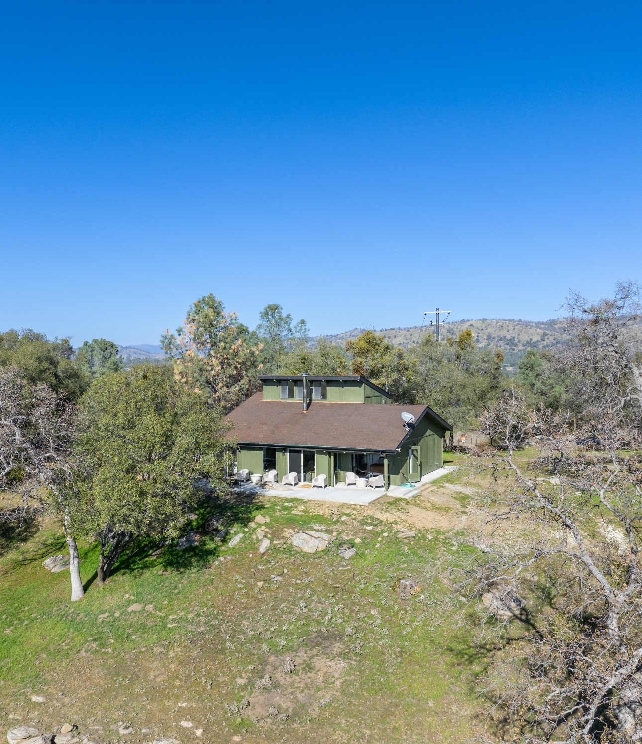 Yosemite Rocky Ridge Road Cabin