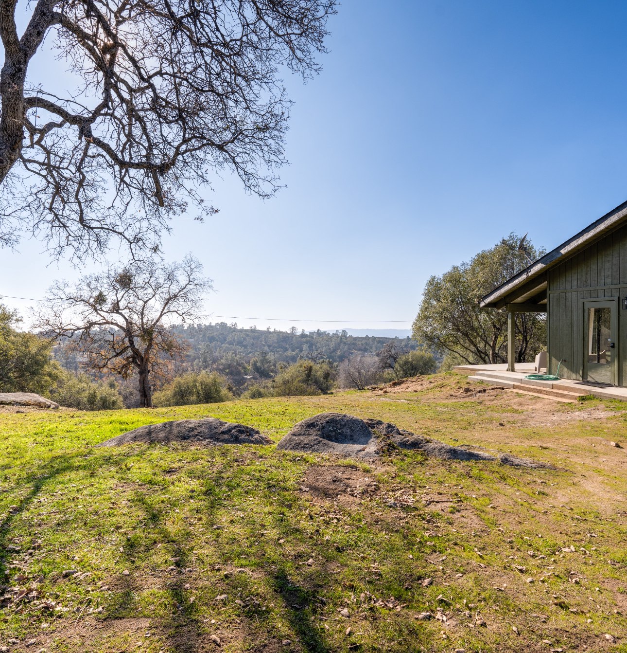 Yosemite Rocky Ridge Road Cabin