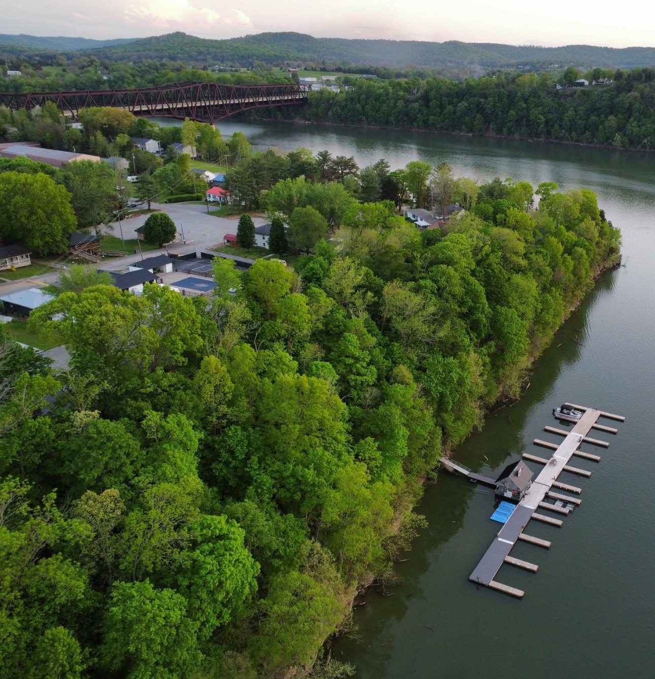 Villager Resort On Lake Cumberland