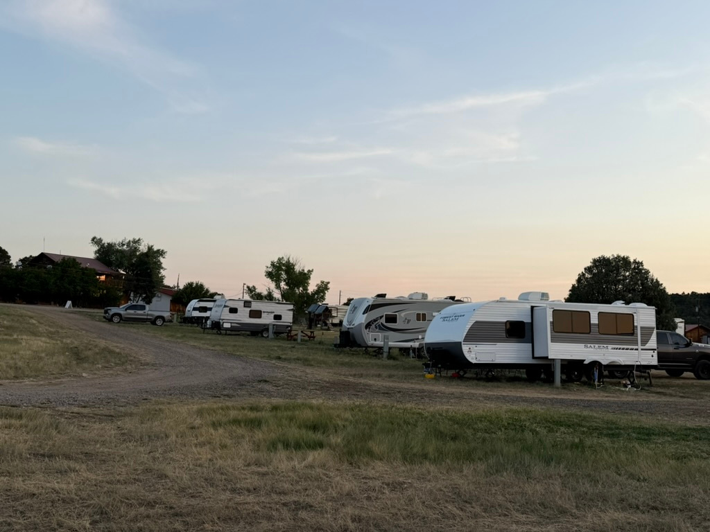 Stone House Lodge & RV at El Vado