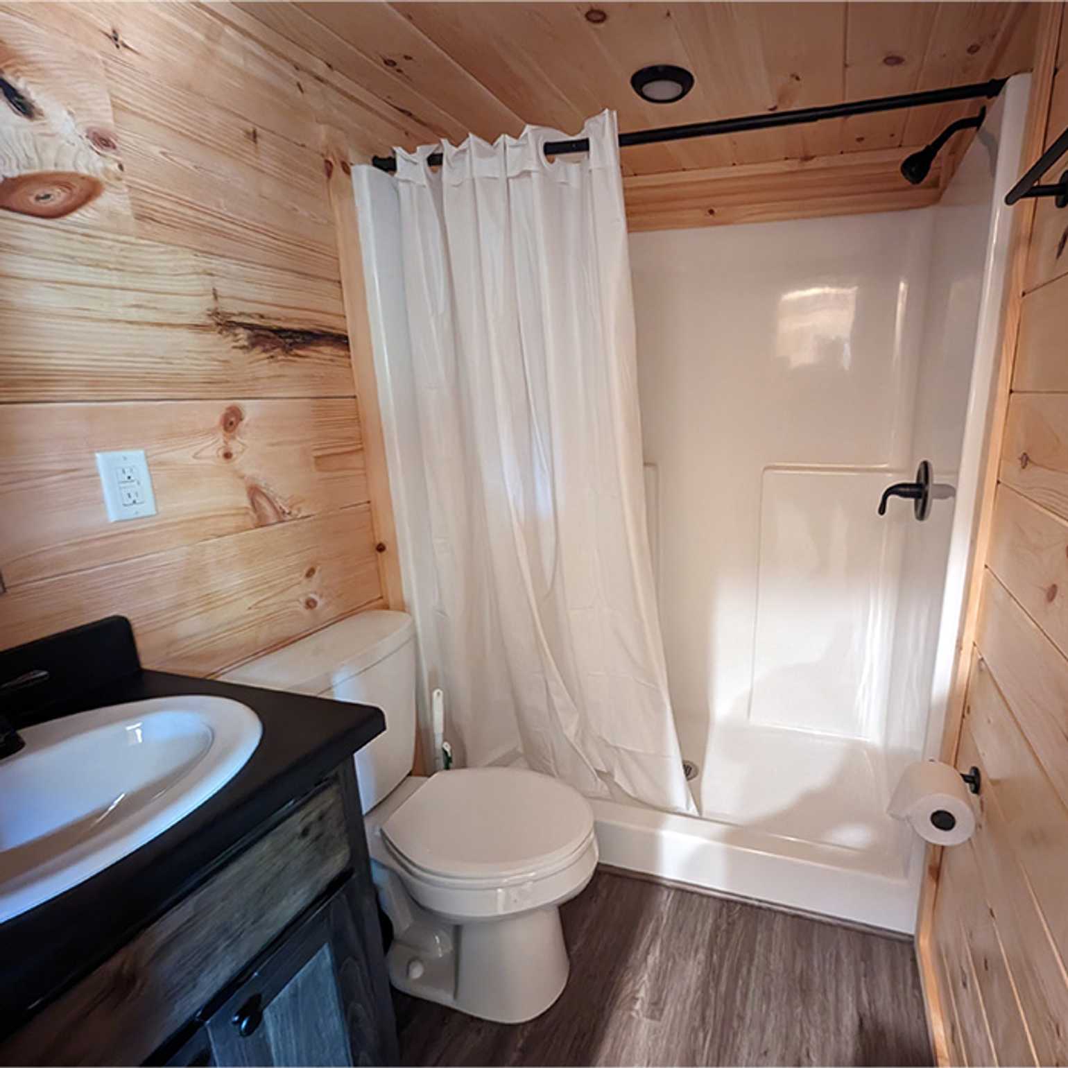 Bubbly Garden State Cottage