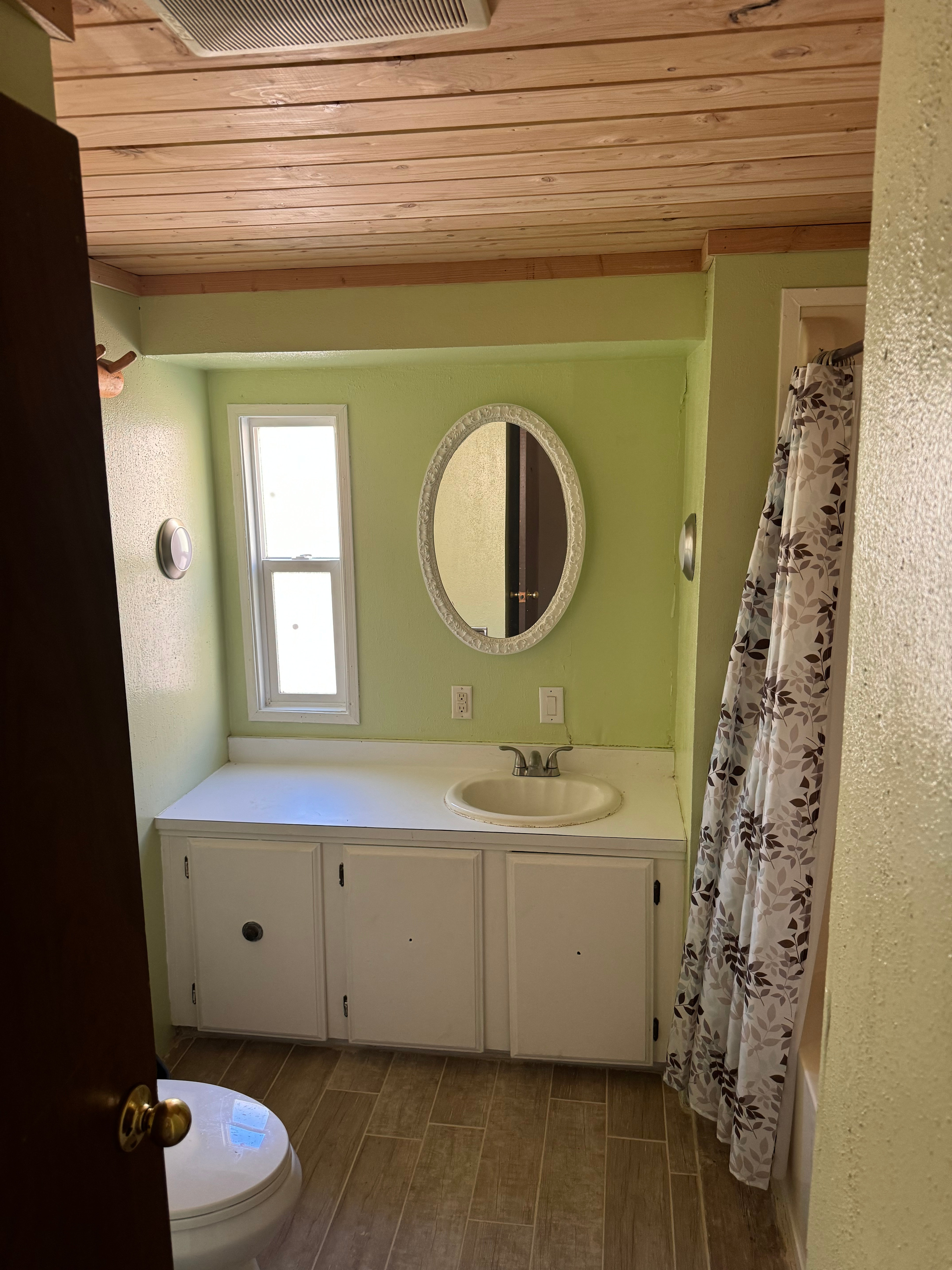 Waterfront cabin and camping