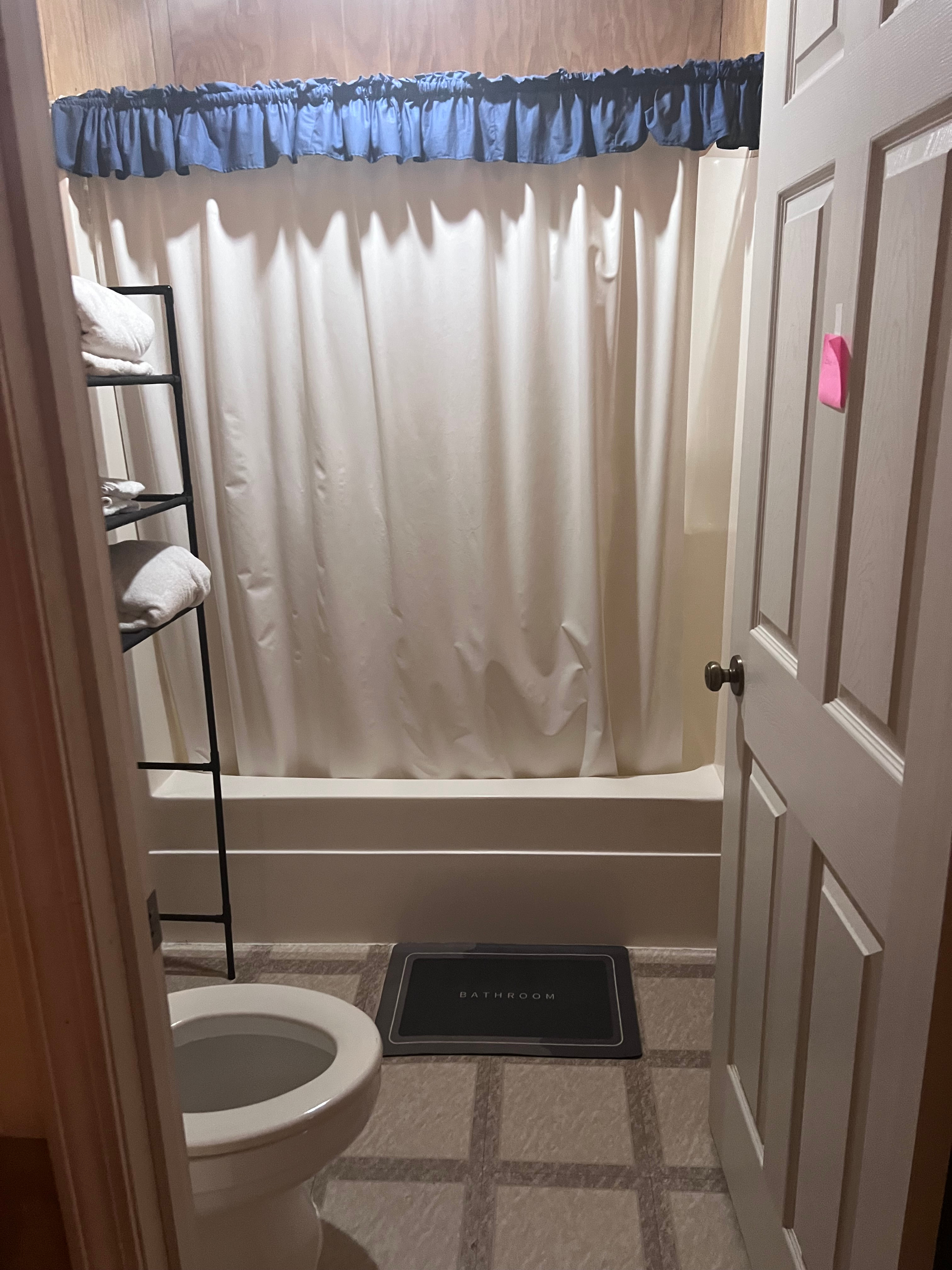 Little Lusk Campground And Lodging