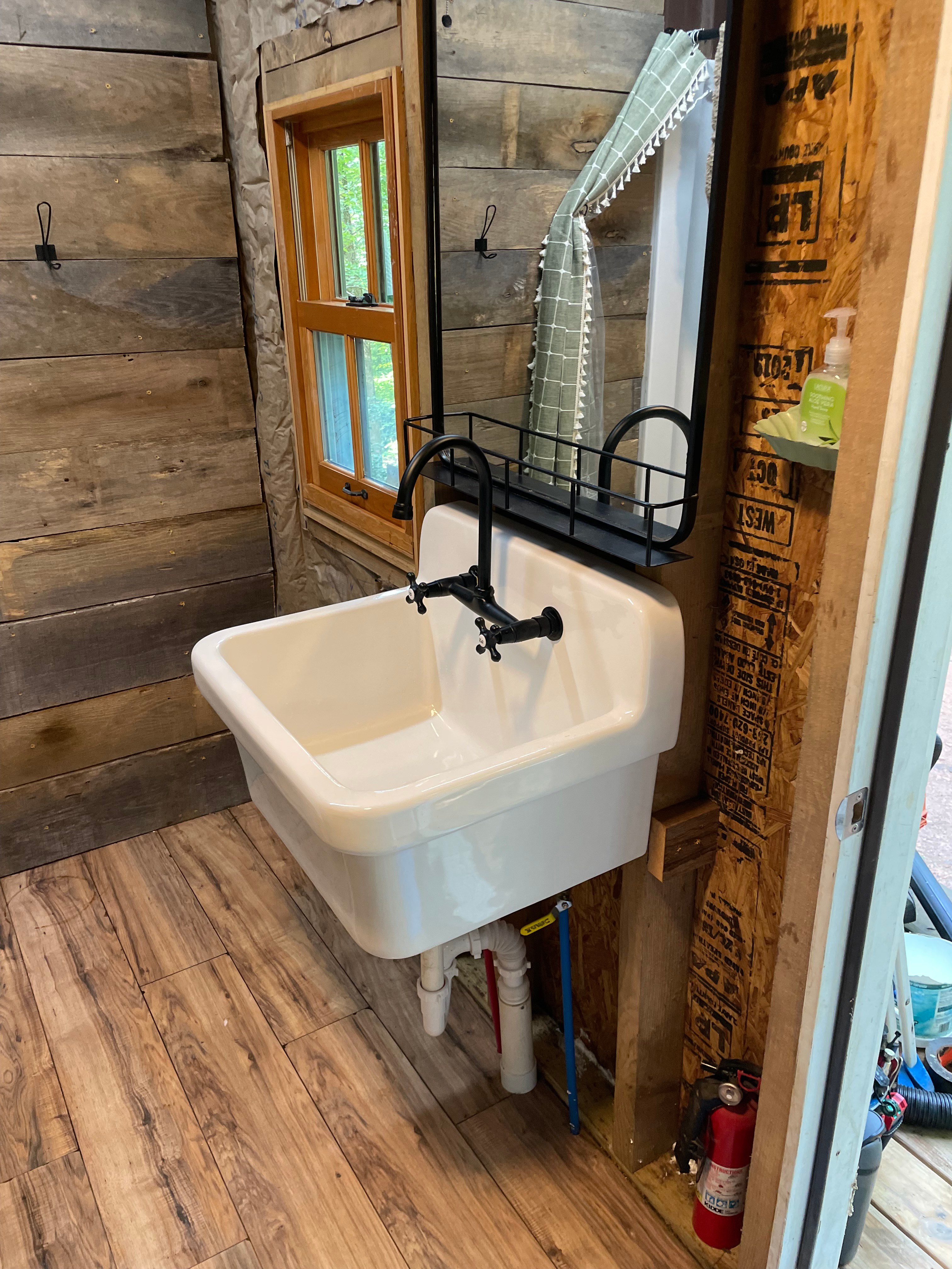 Private 3 piece bath house on site