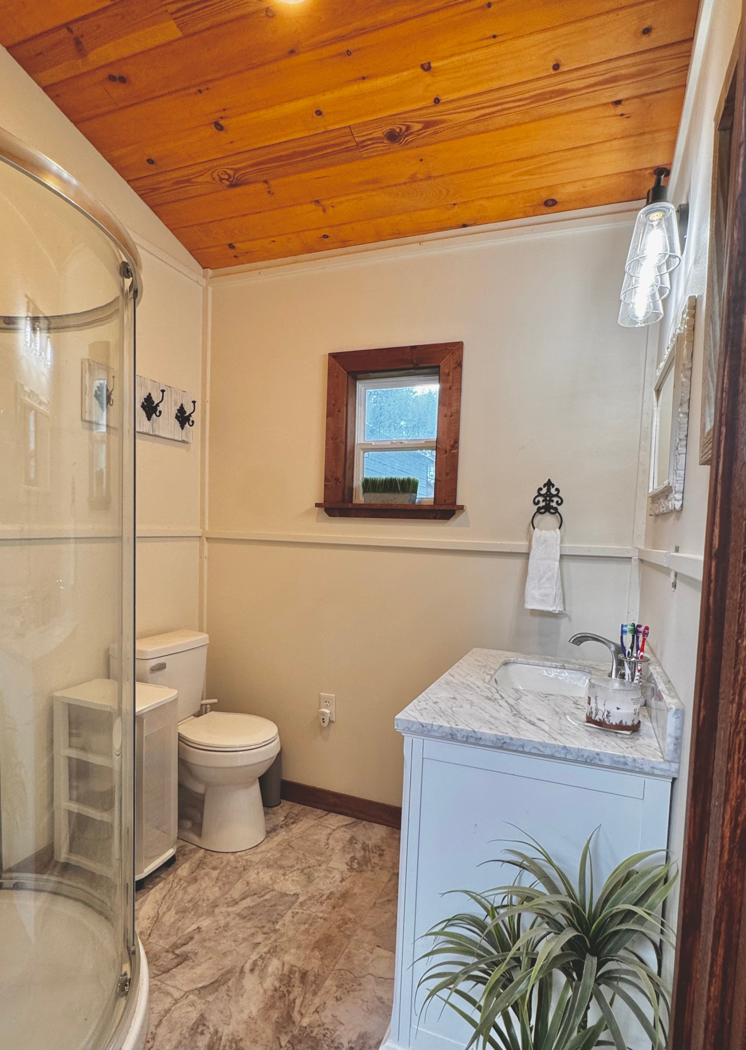 Grass Campers Country Cow Farm