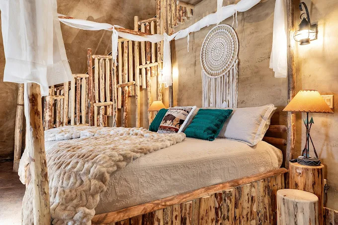 Zion White Bison Resort (Glamping)