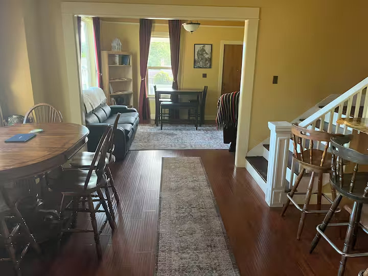 Coos Bay Home