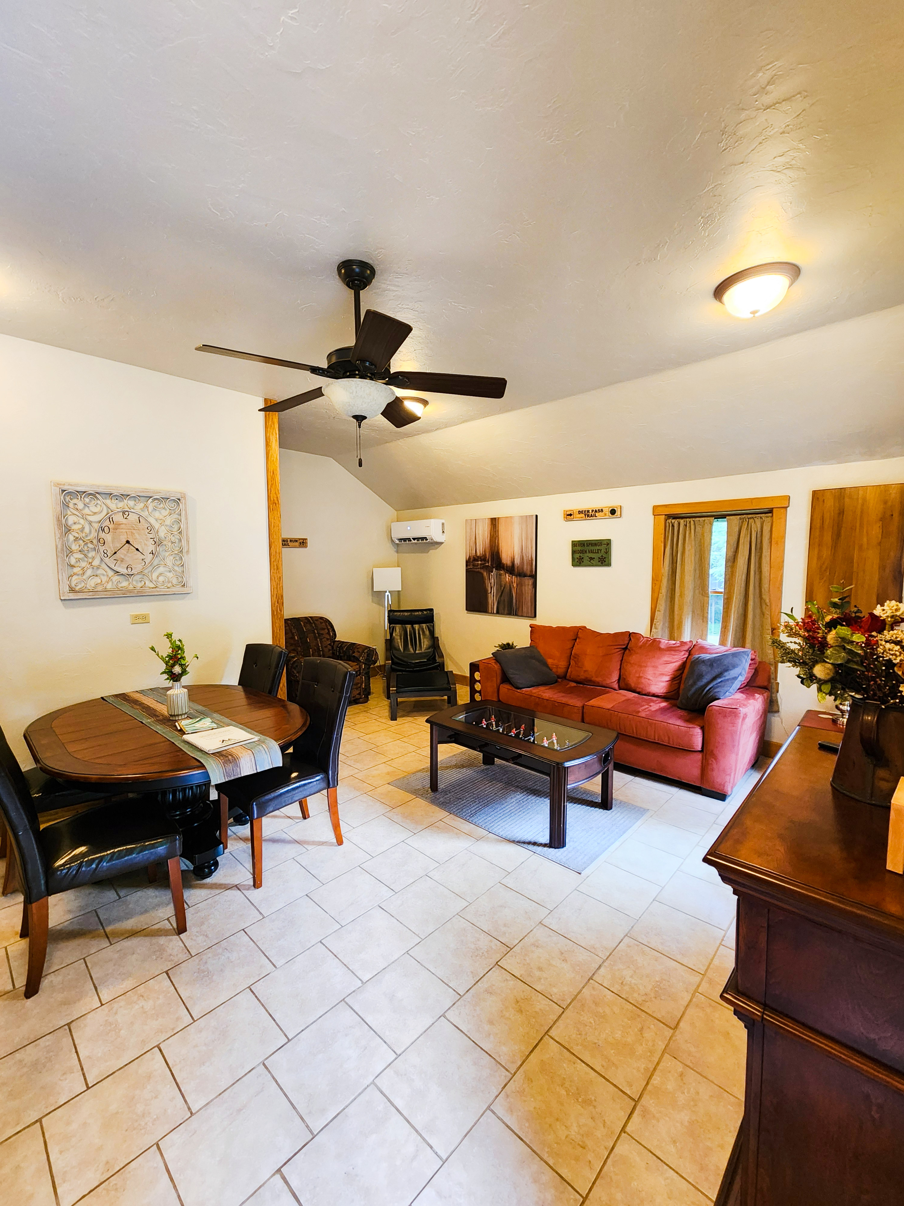 Cozy Mountain Cabin near 7-Springs!