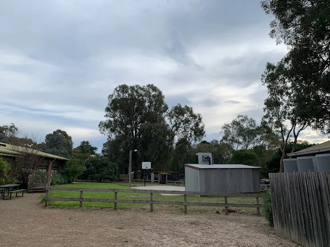 Lake Glenmaggie Holiday Park