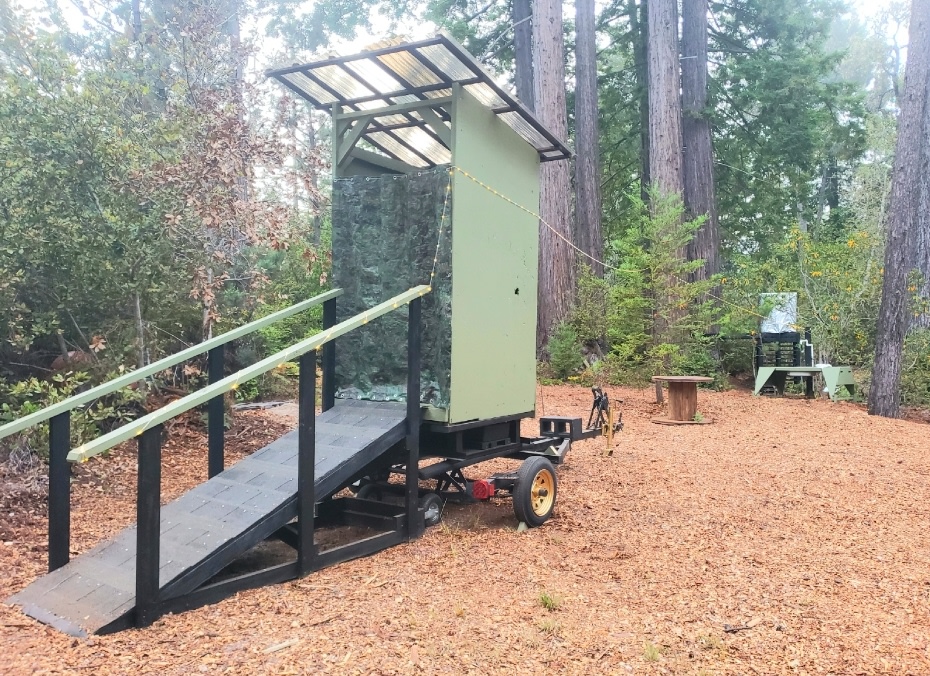 The Huckleberry Hideaway