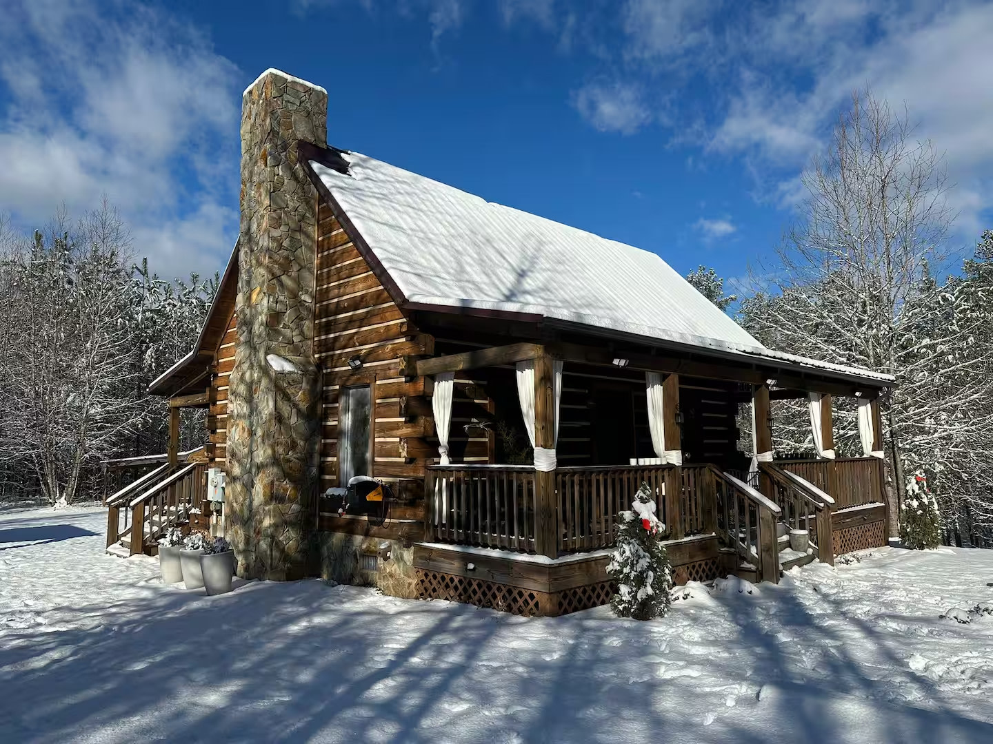 Hidden Rustic Retreat Cabin Getaway