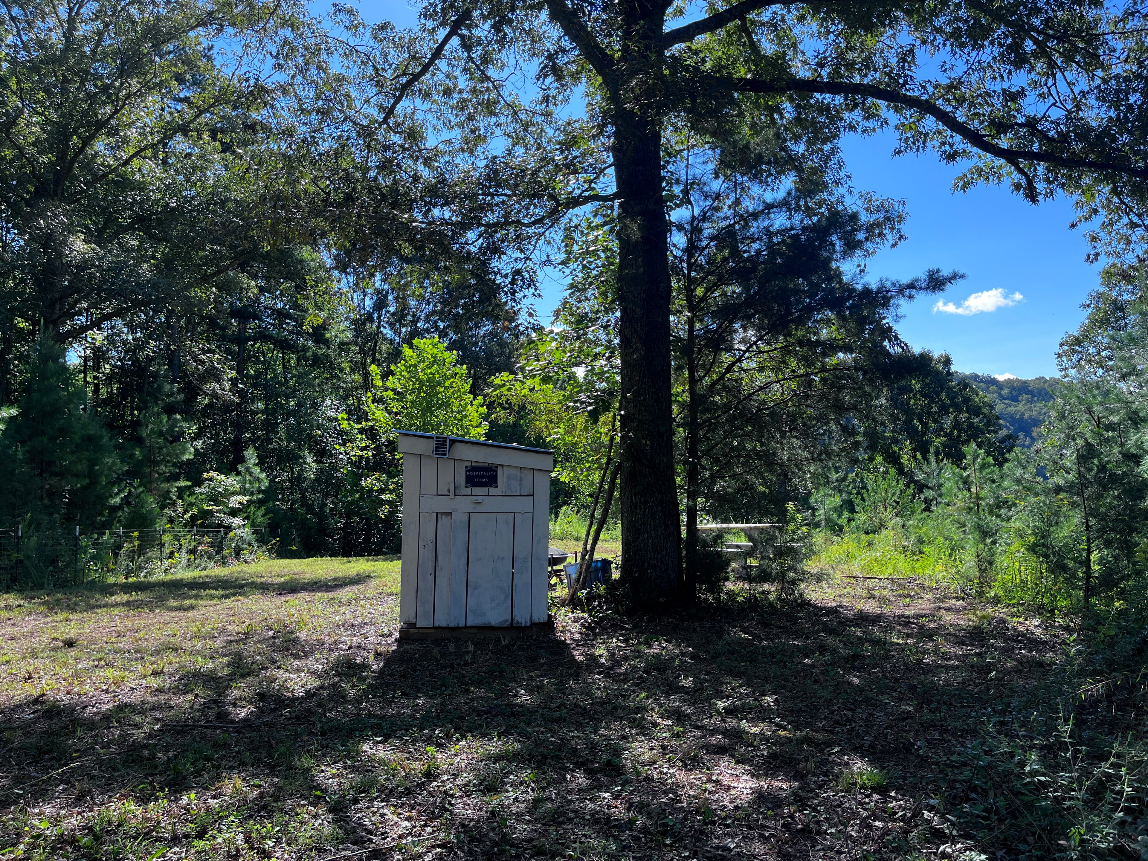 TENT MOUNTAIN (Tenting Lane)