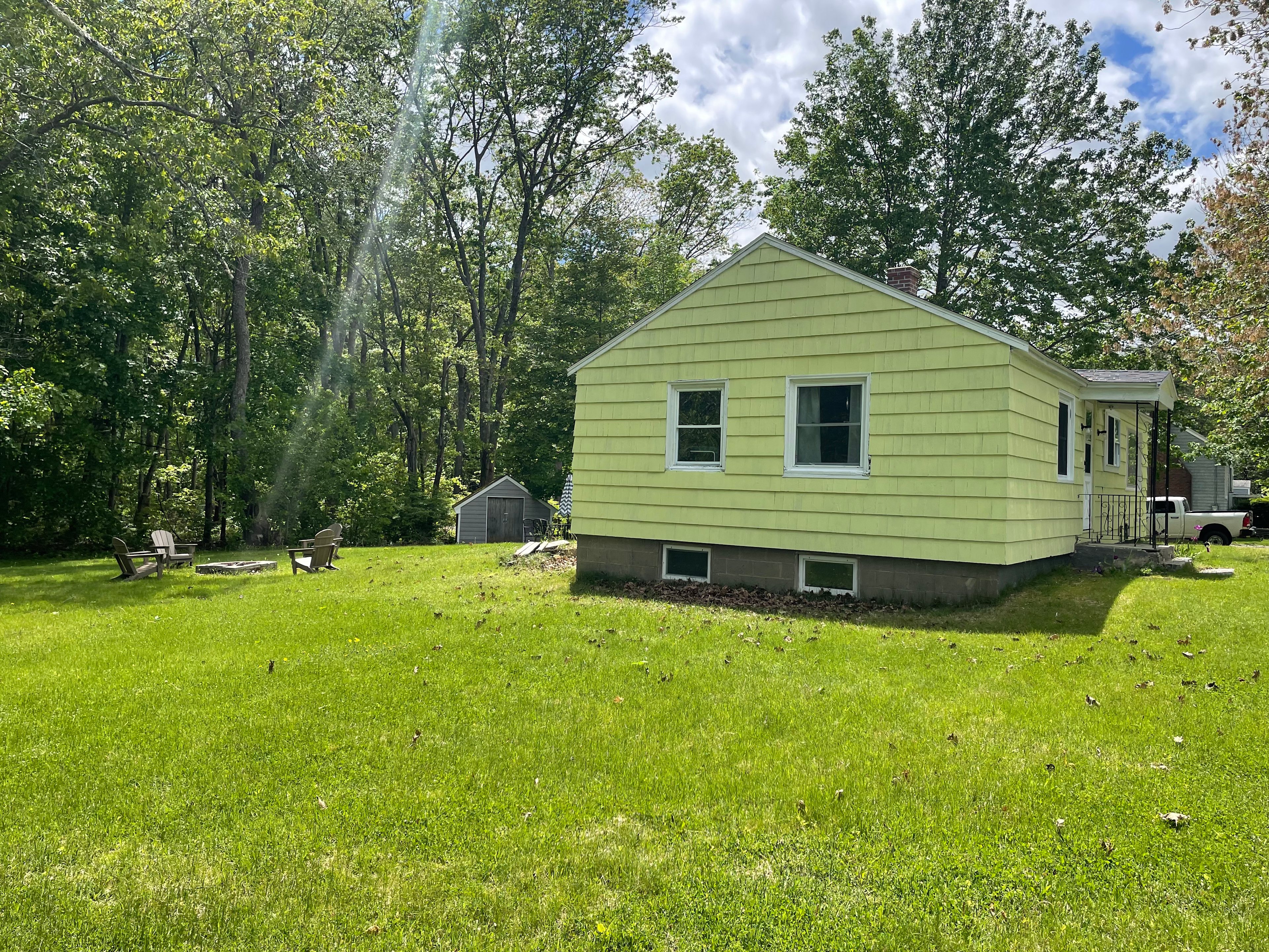 Renovated Historic Home Near Beach