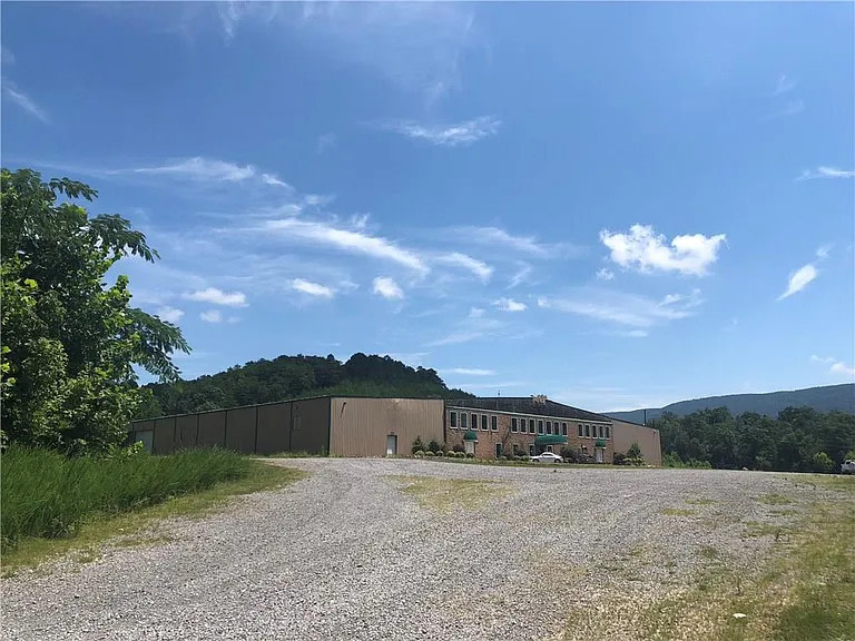 Lulu's At Rising Fawn