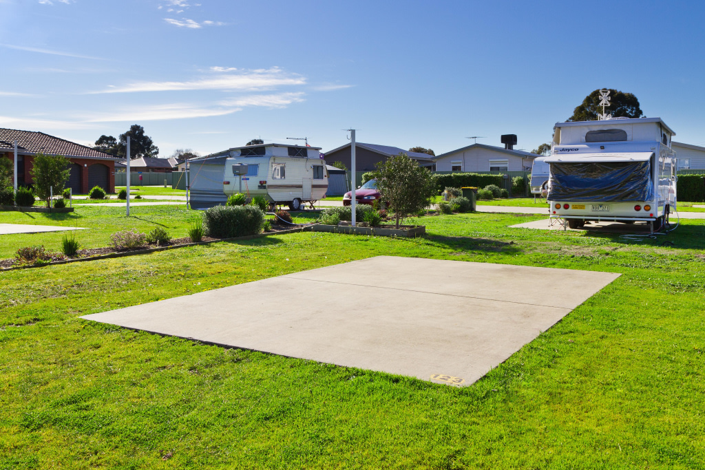 Sandhurst Motel & Campground