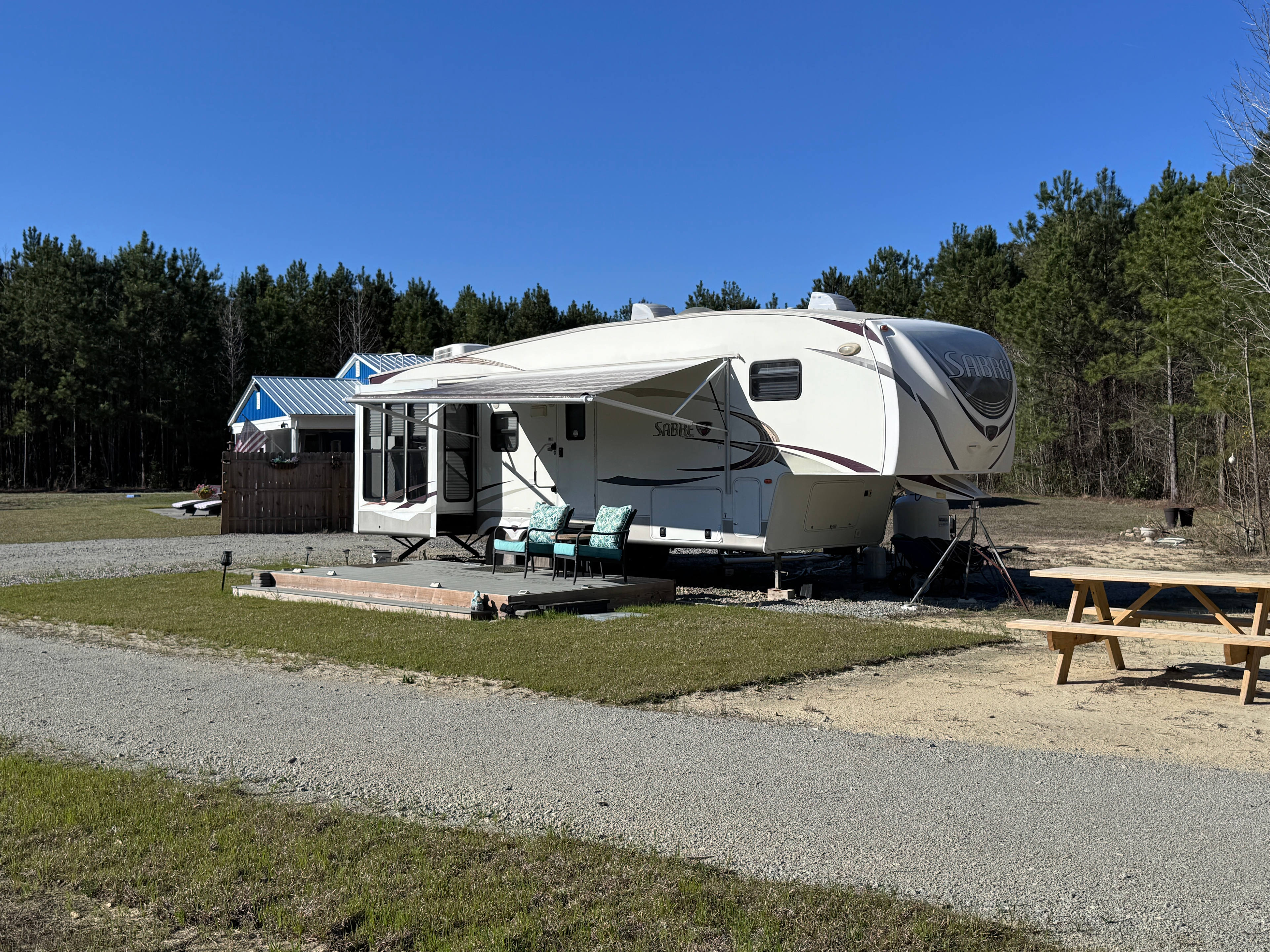 Jewel's Woods-A Private Campground