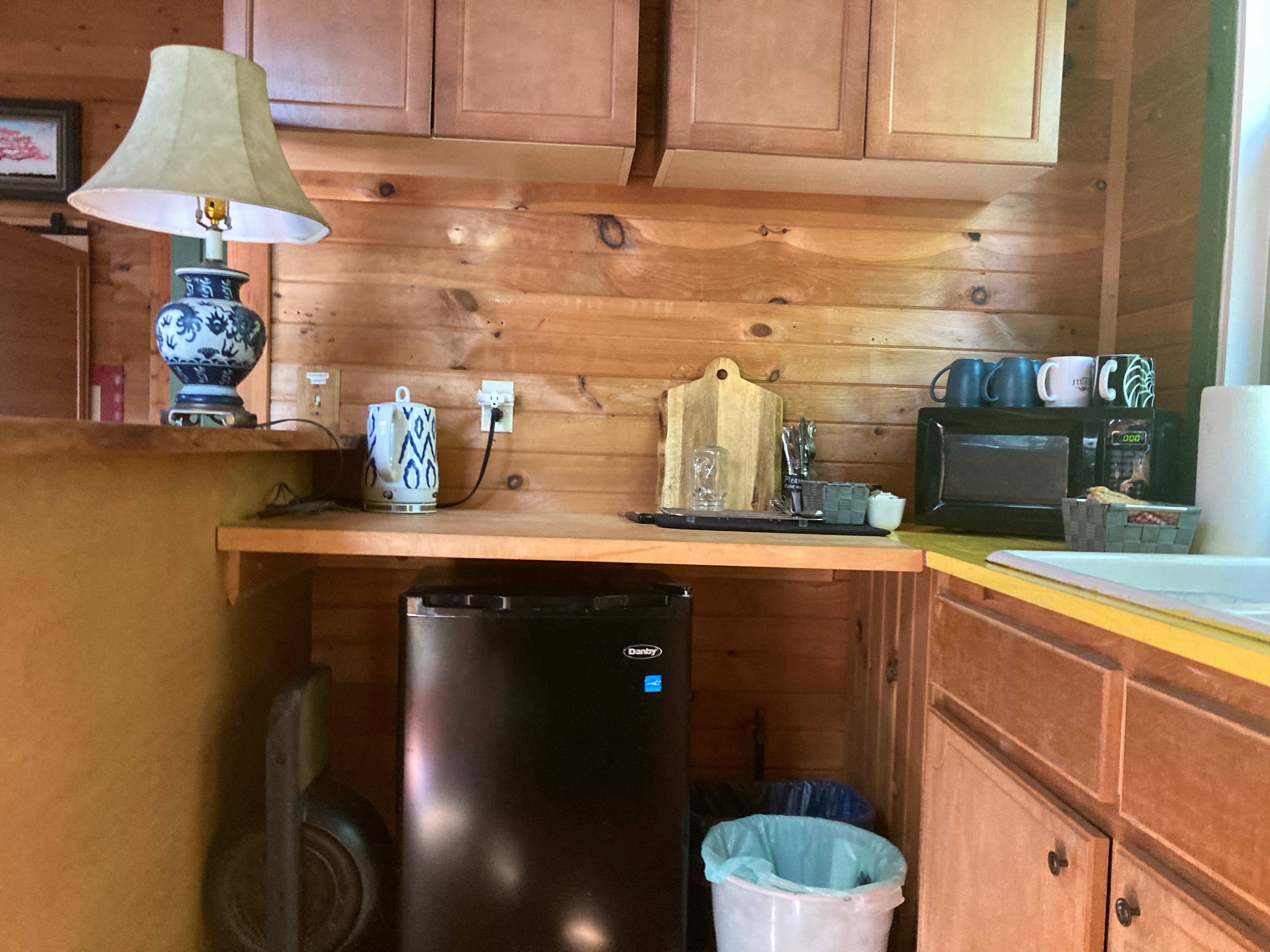 Kitchen in Oak (bottom of property)