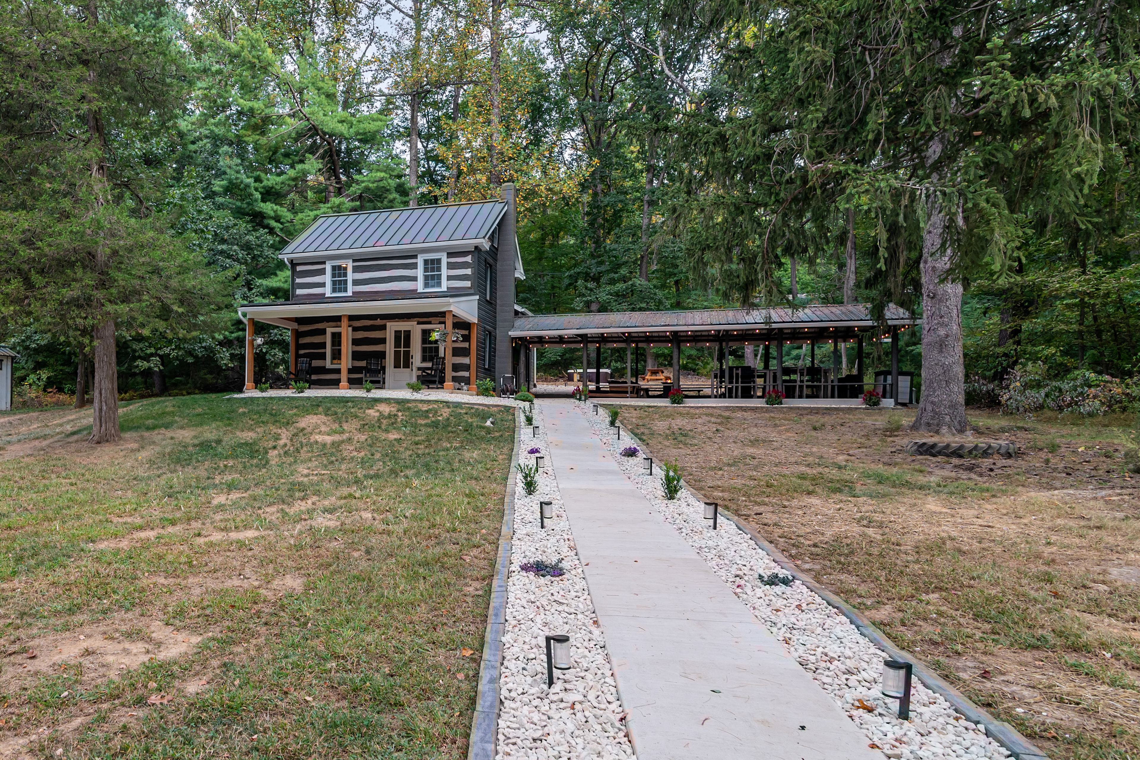 Historic Civil War Cabin + Camper