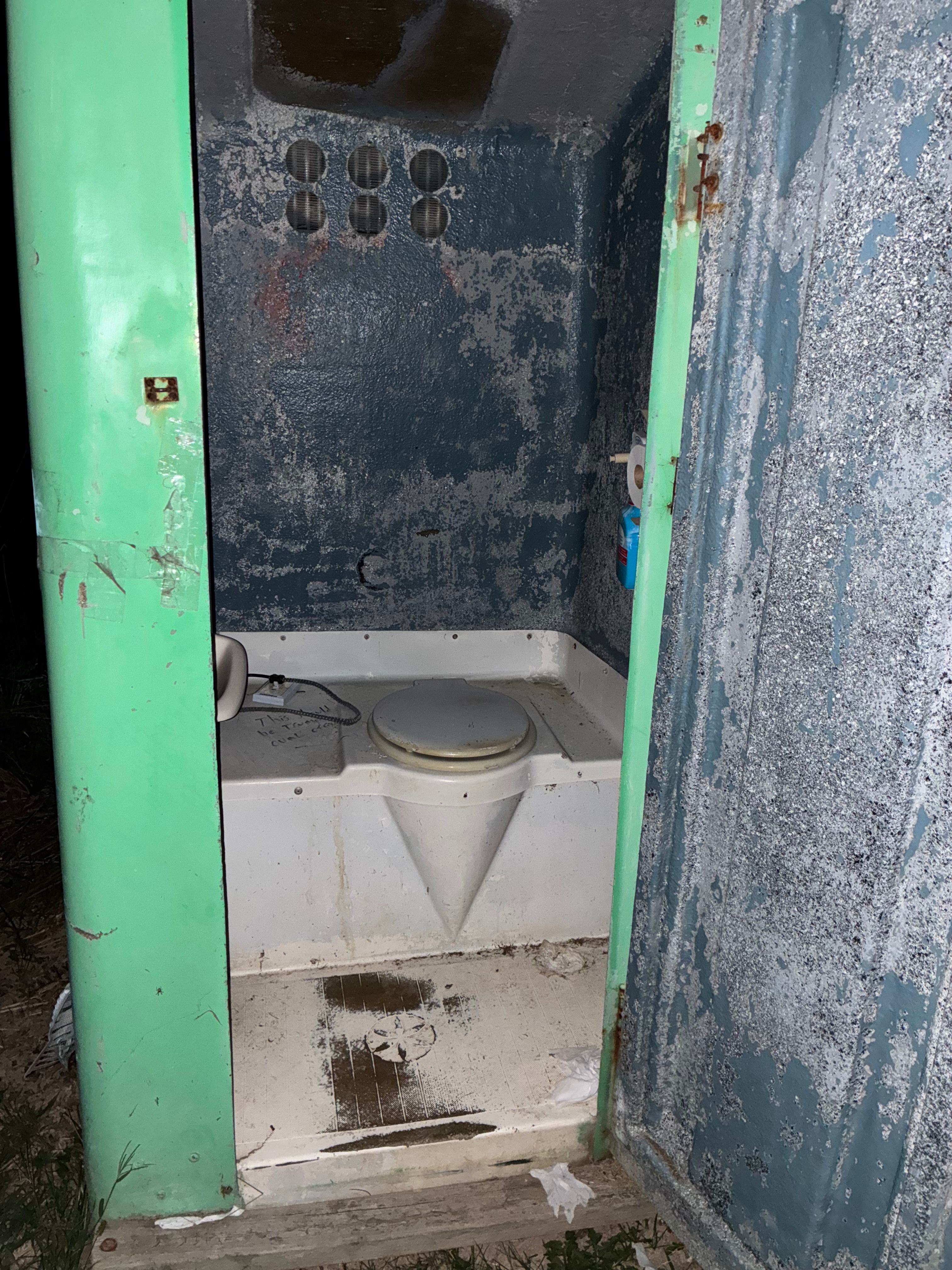 Gunx Camping On A Horse Farm!