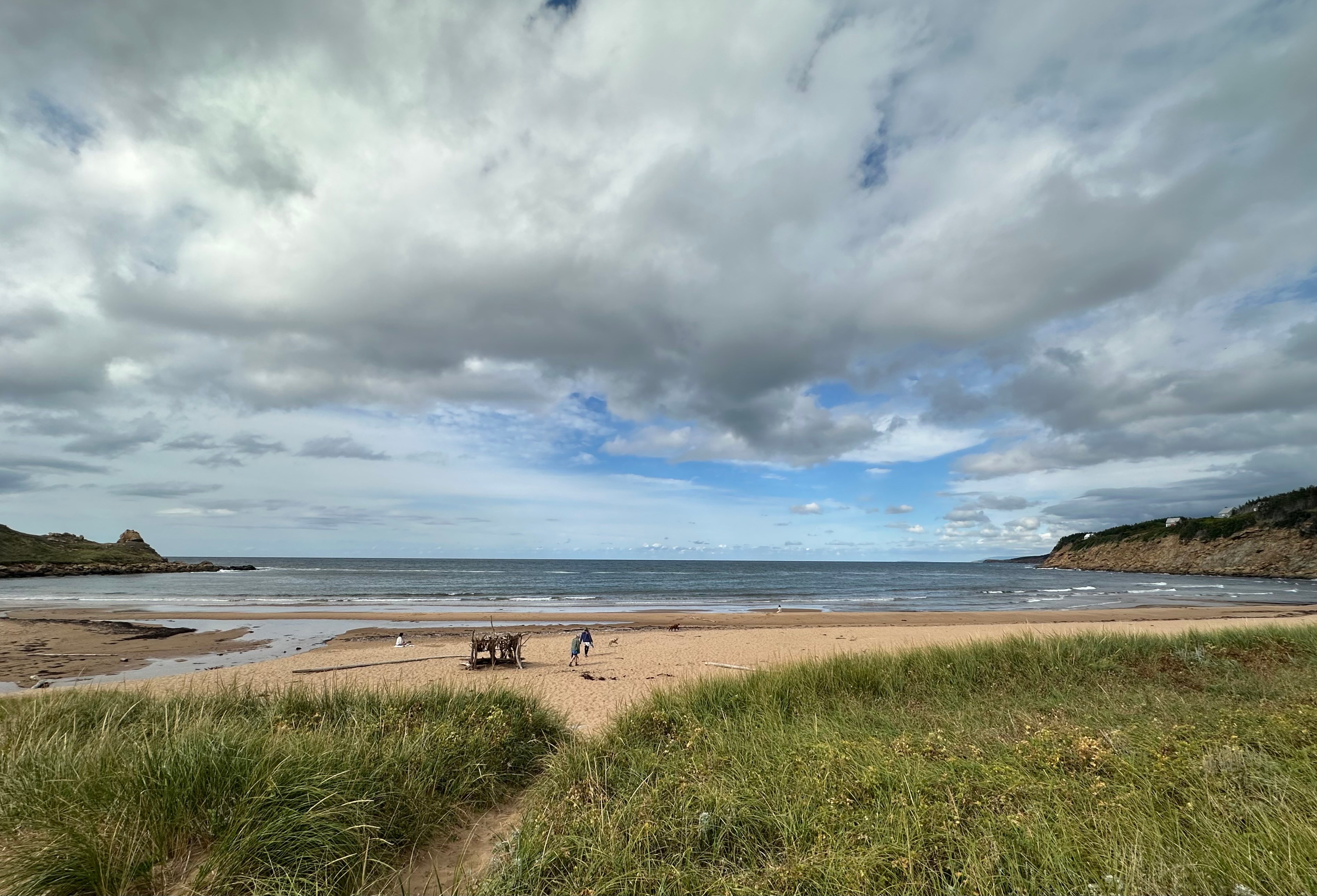 Chimney Corner beach nearby 