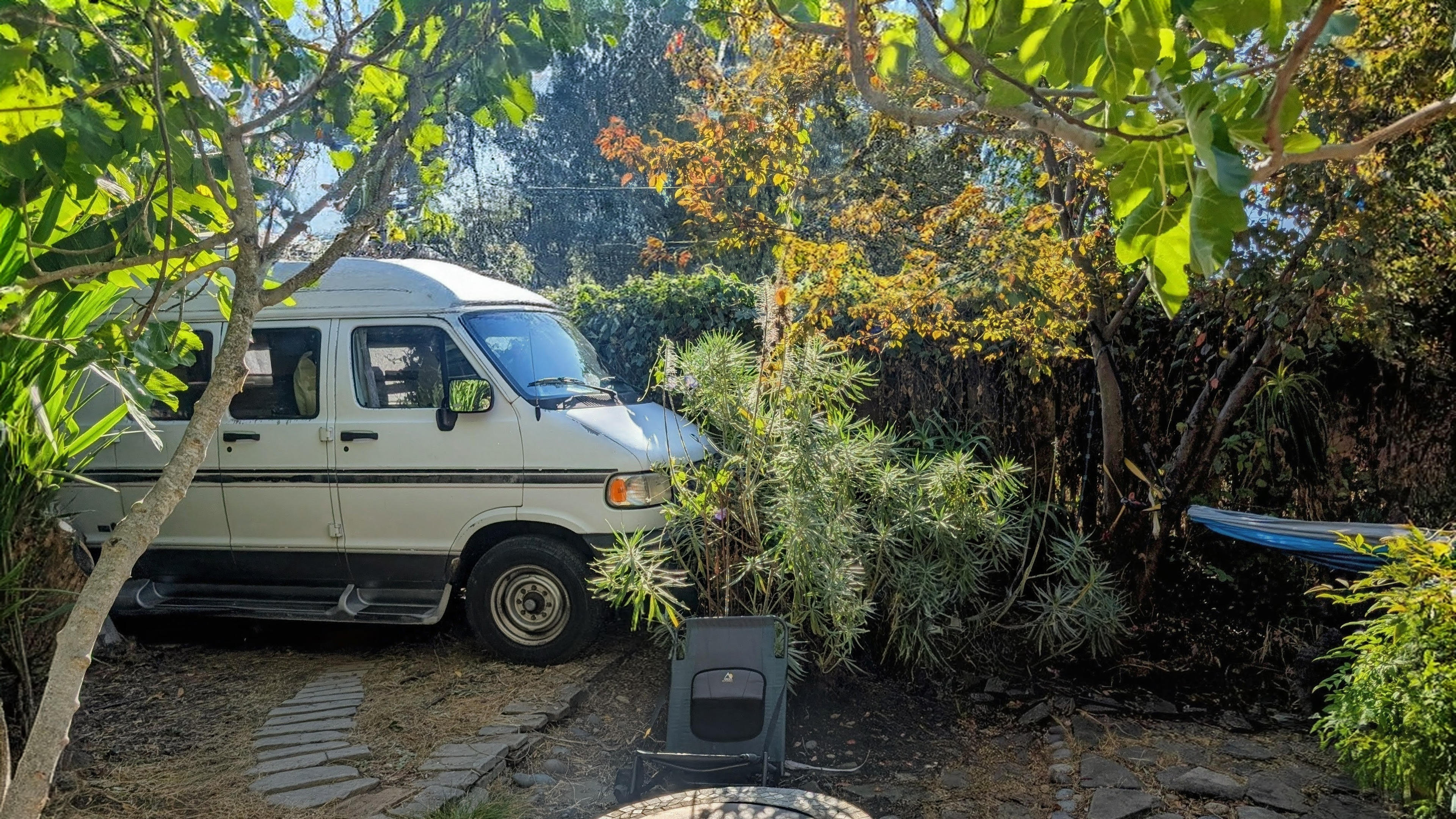 Happy Garden Glamper